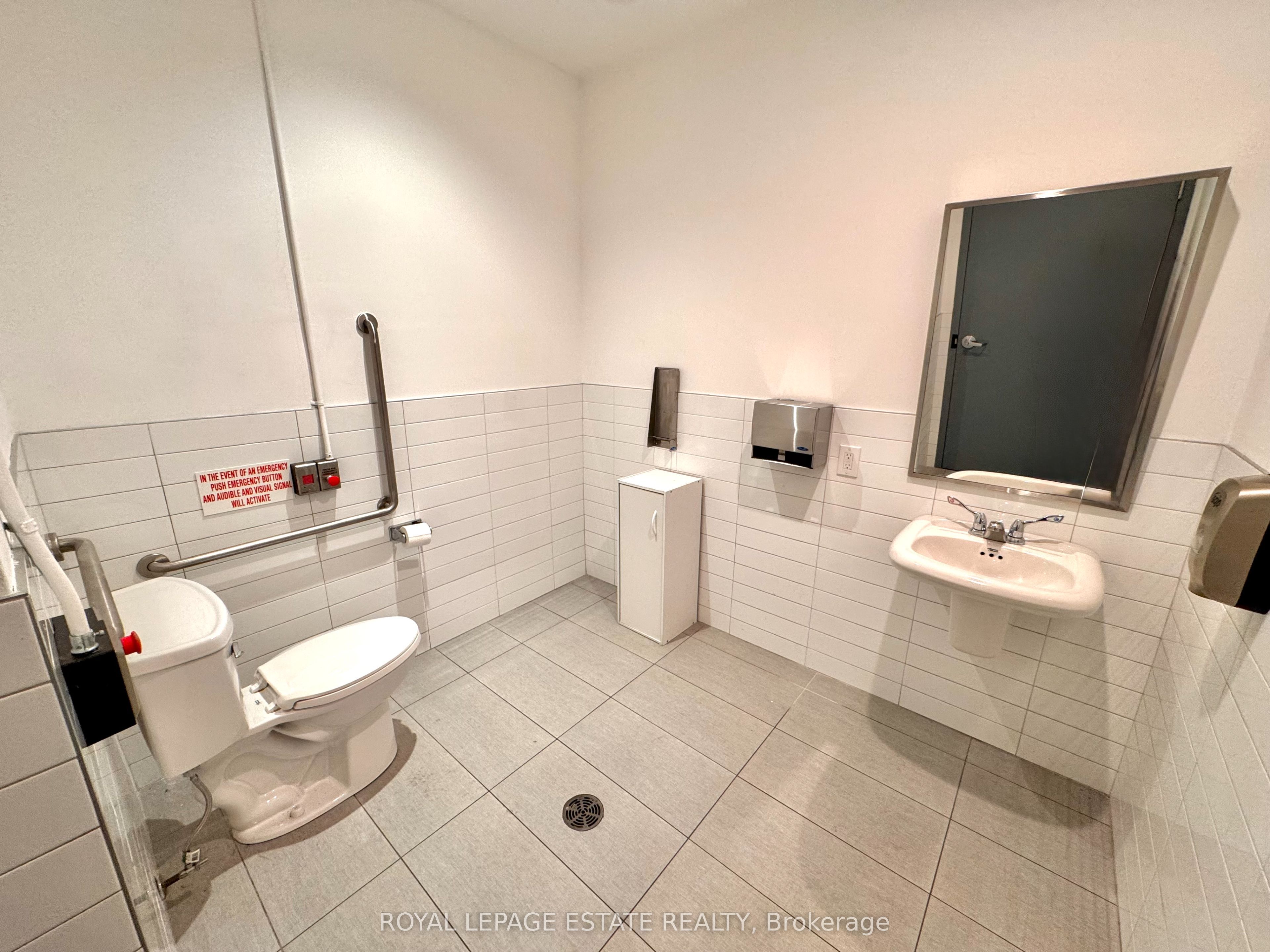 1610 Gerrard Street Property Photo 7