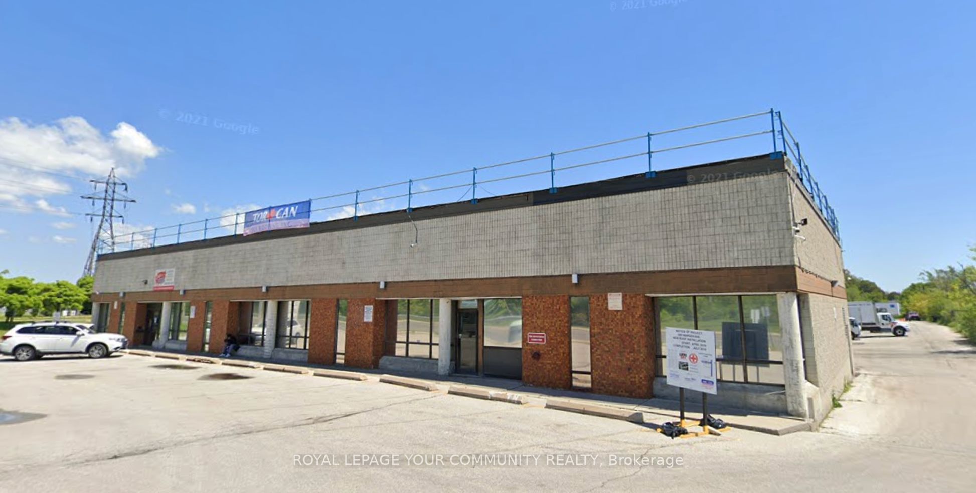 #1&2 - 689 Warden Avenue Property Photo 1