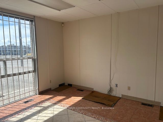 #1&2 - 12 Golden Gate Court Property Photo 5