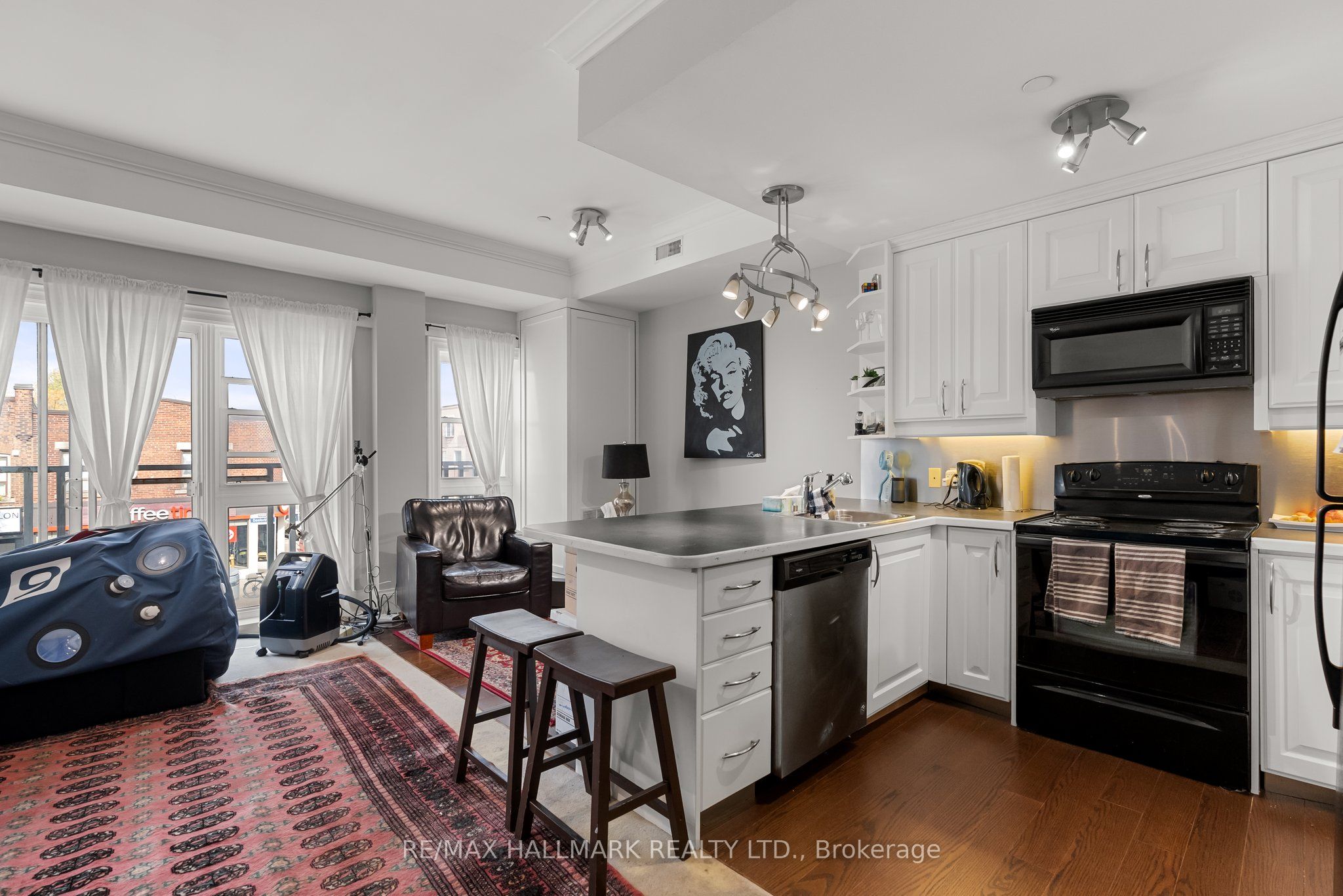 2151 Danforth Avenue Property Photo 6