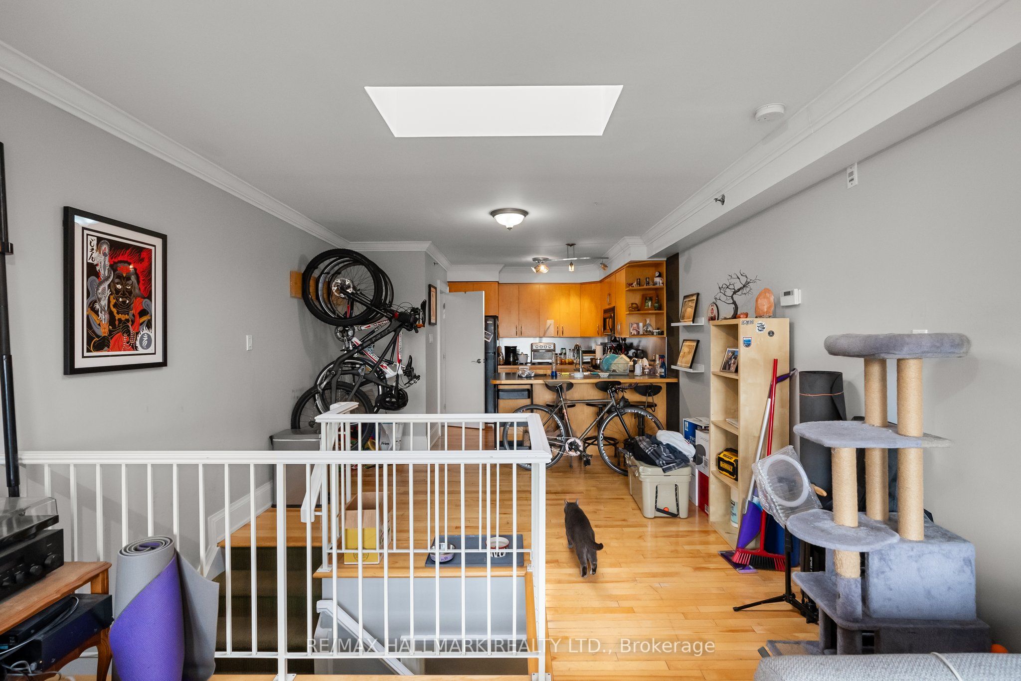 2151 Danforth Avenue Property Photo 15