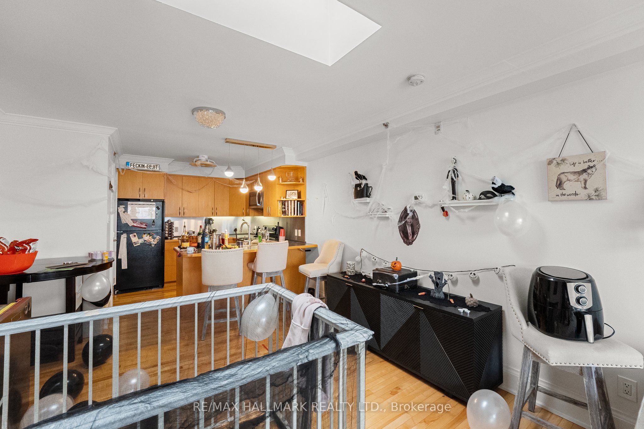 2151 Danforth Avenue Property Photo 34