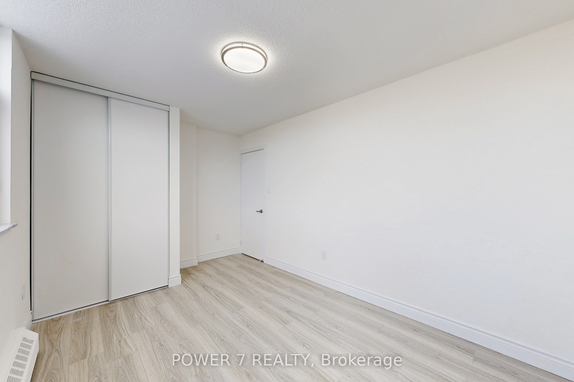 2050 Bridletowne Circle 805 Property Photo 29