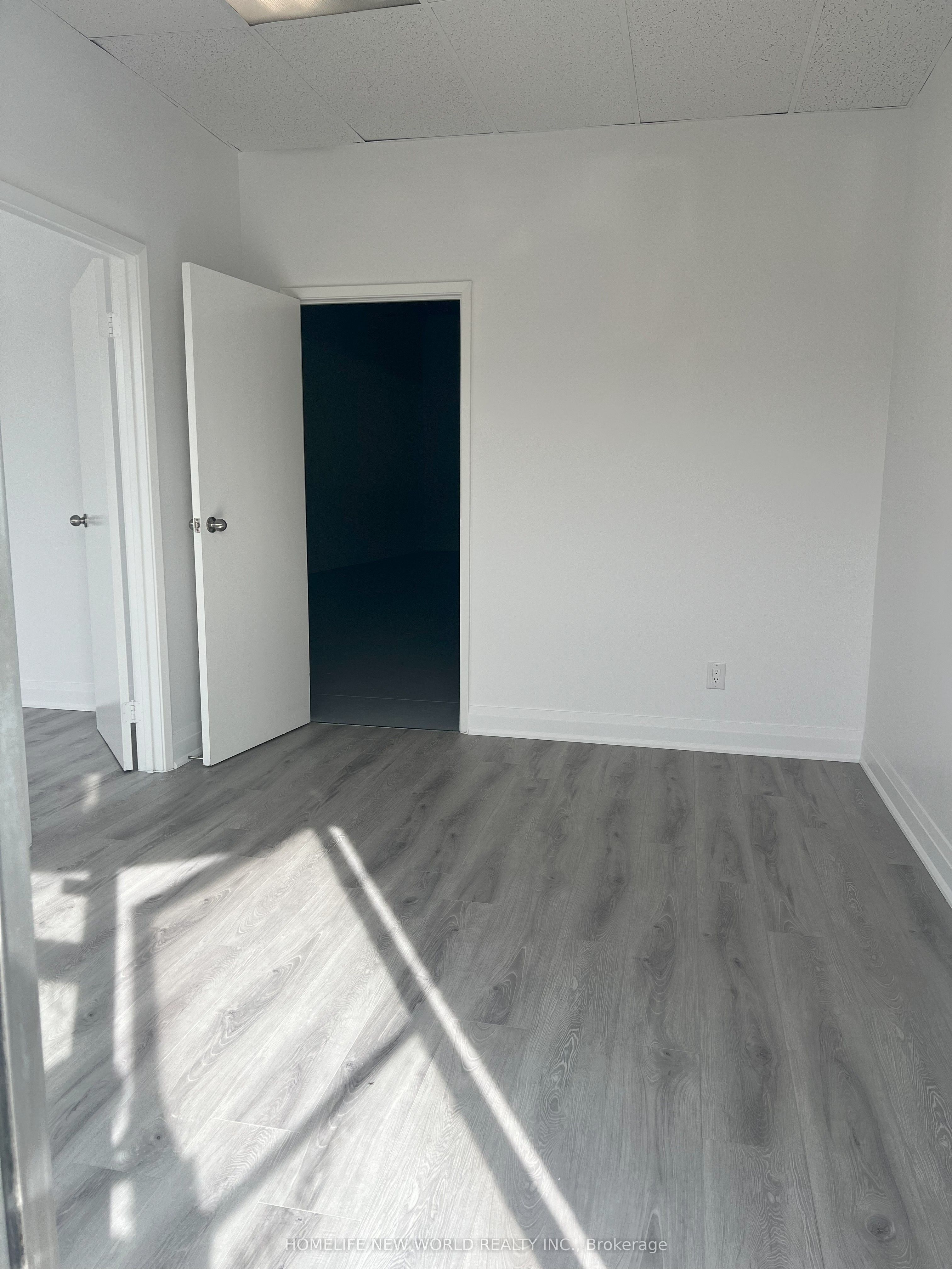 #219 - 50 Silver Star Boulevard Property Photo 2
