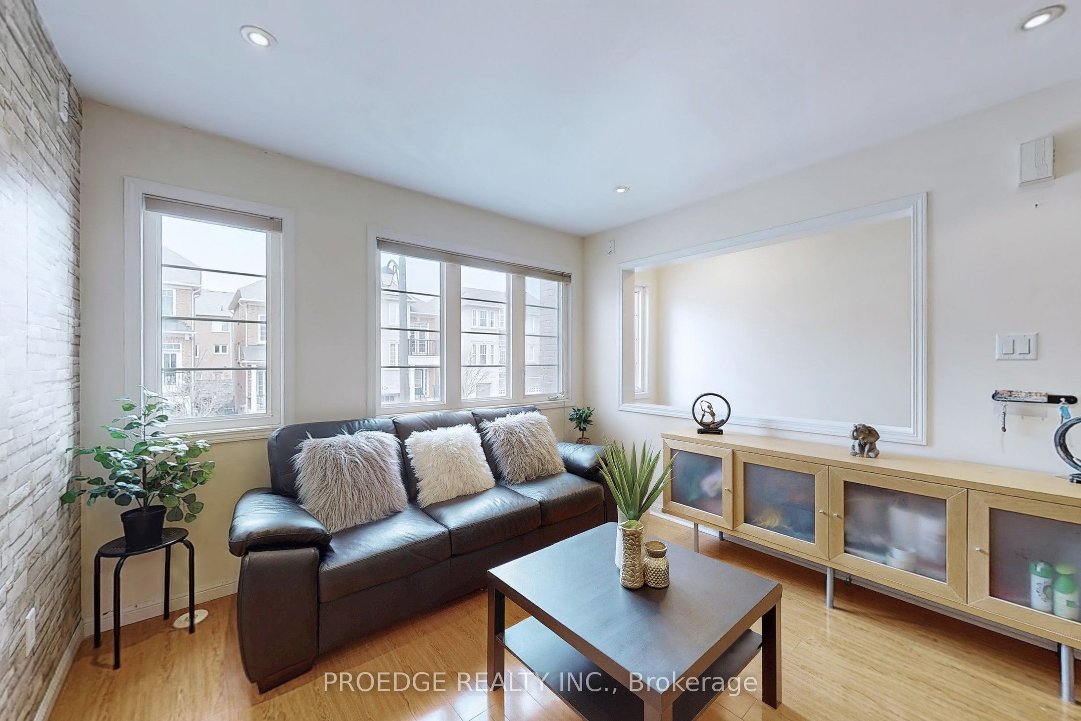 53 Ferguson Street Property Photo 9