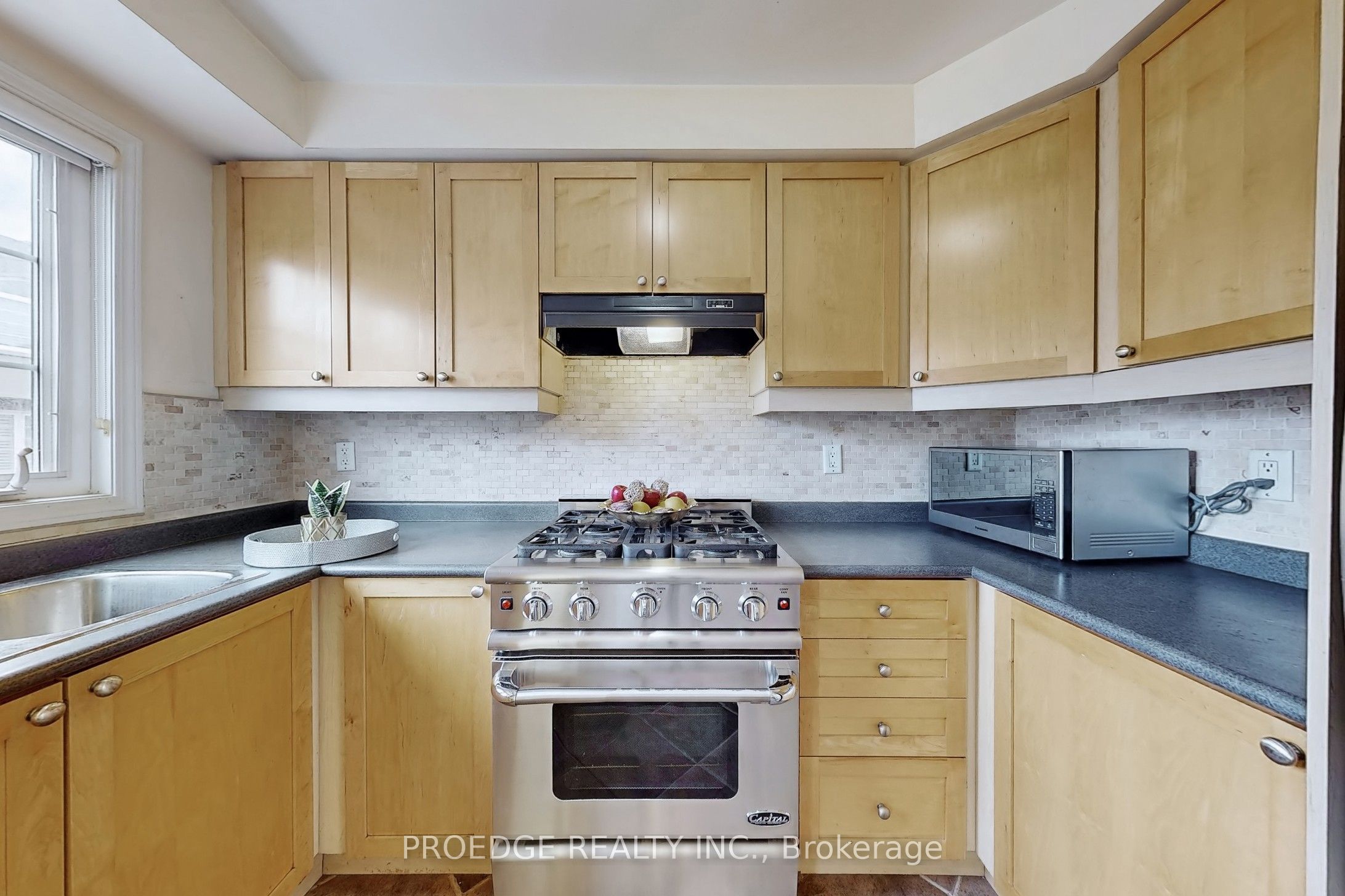 53 Ferguson Street Property Photo 13