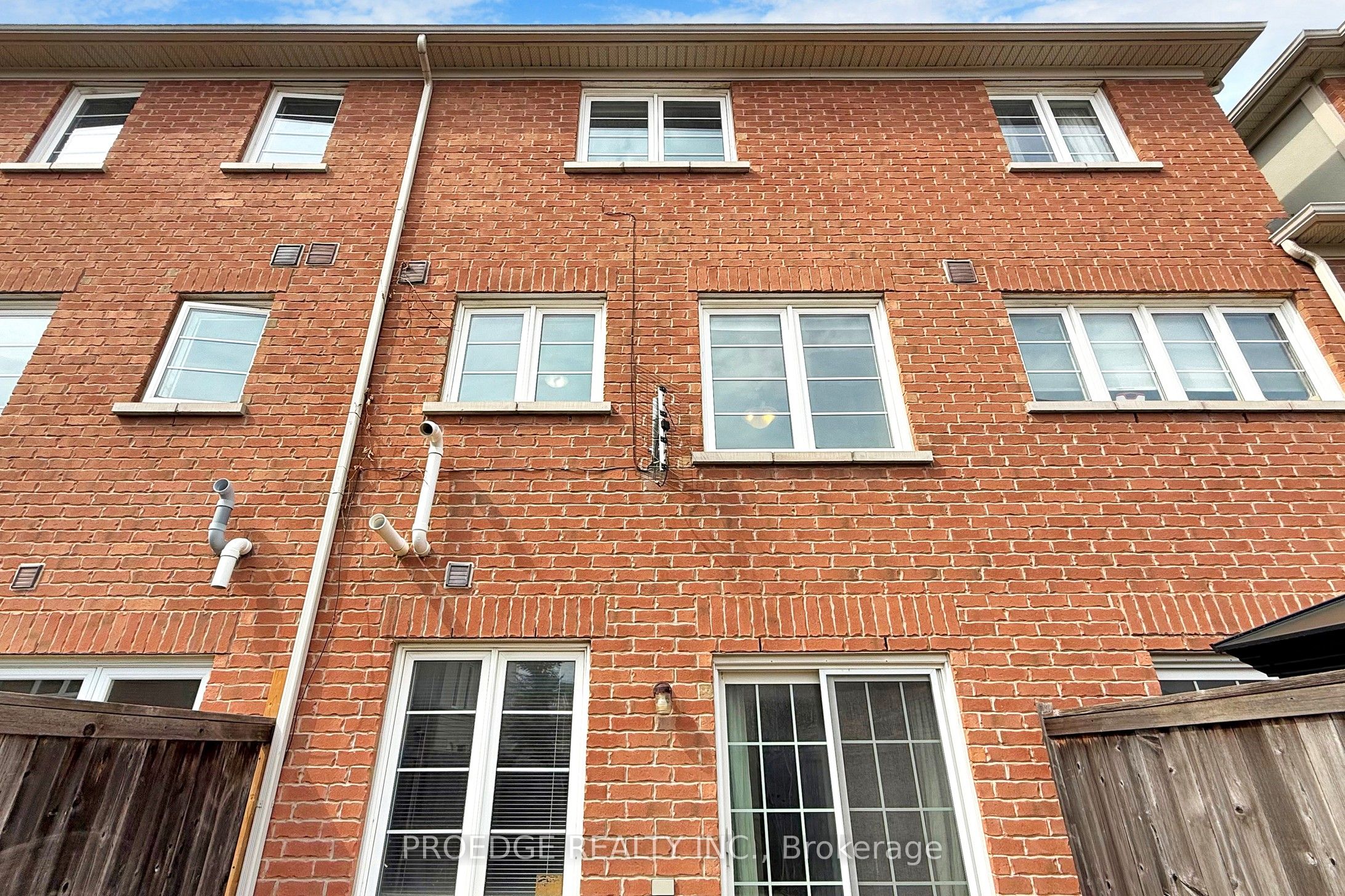 53 Ferguson Street Property Photo 40