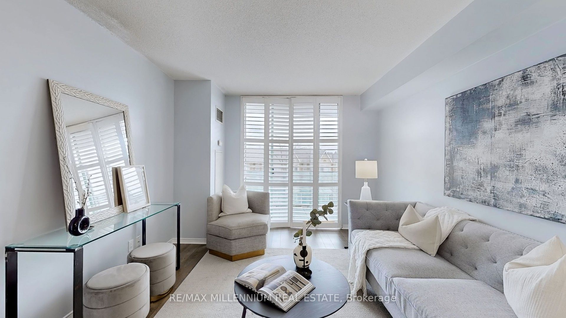 #2n - 8 Rosebank Drive Property Photo 1