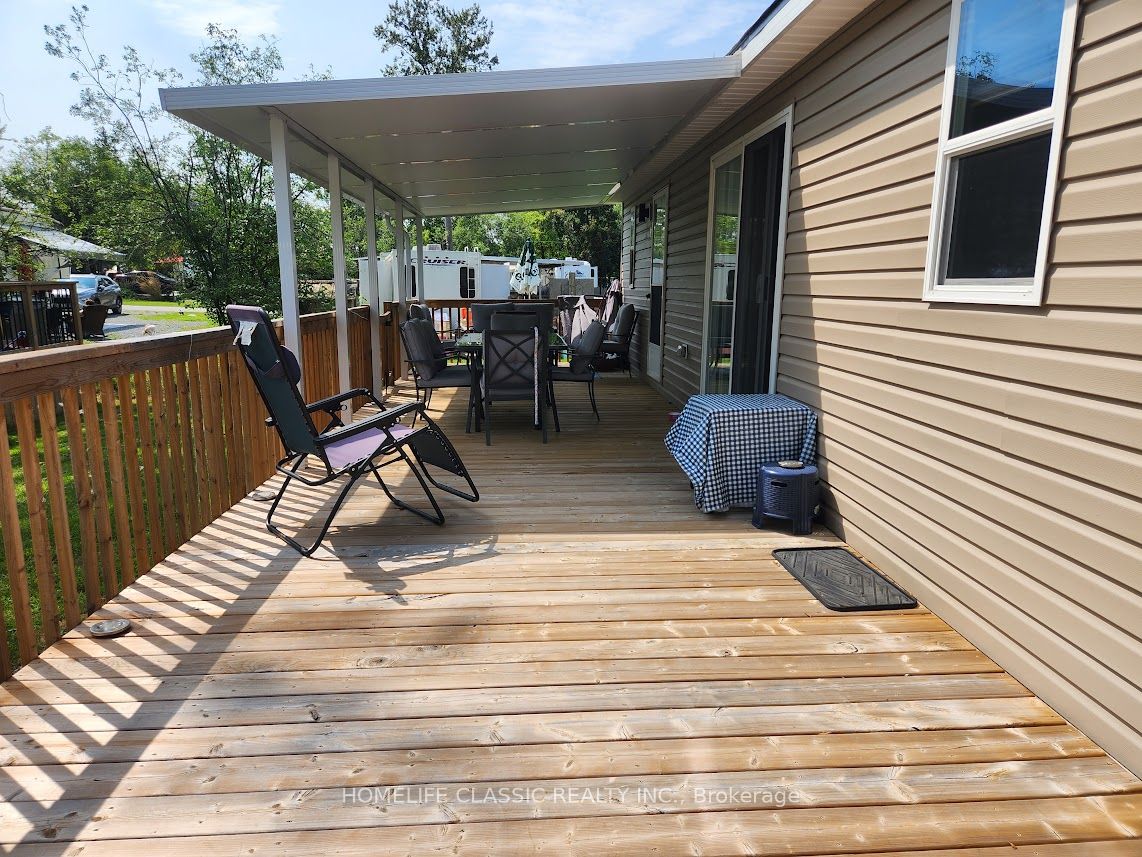 225 Platten Boulevard Property Photo 2