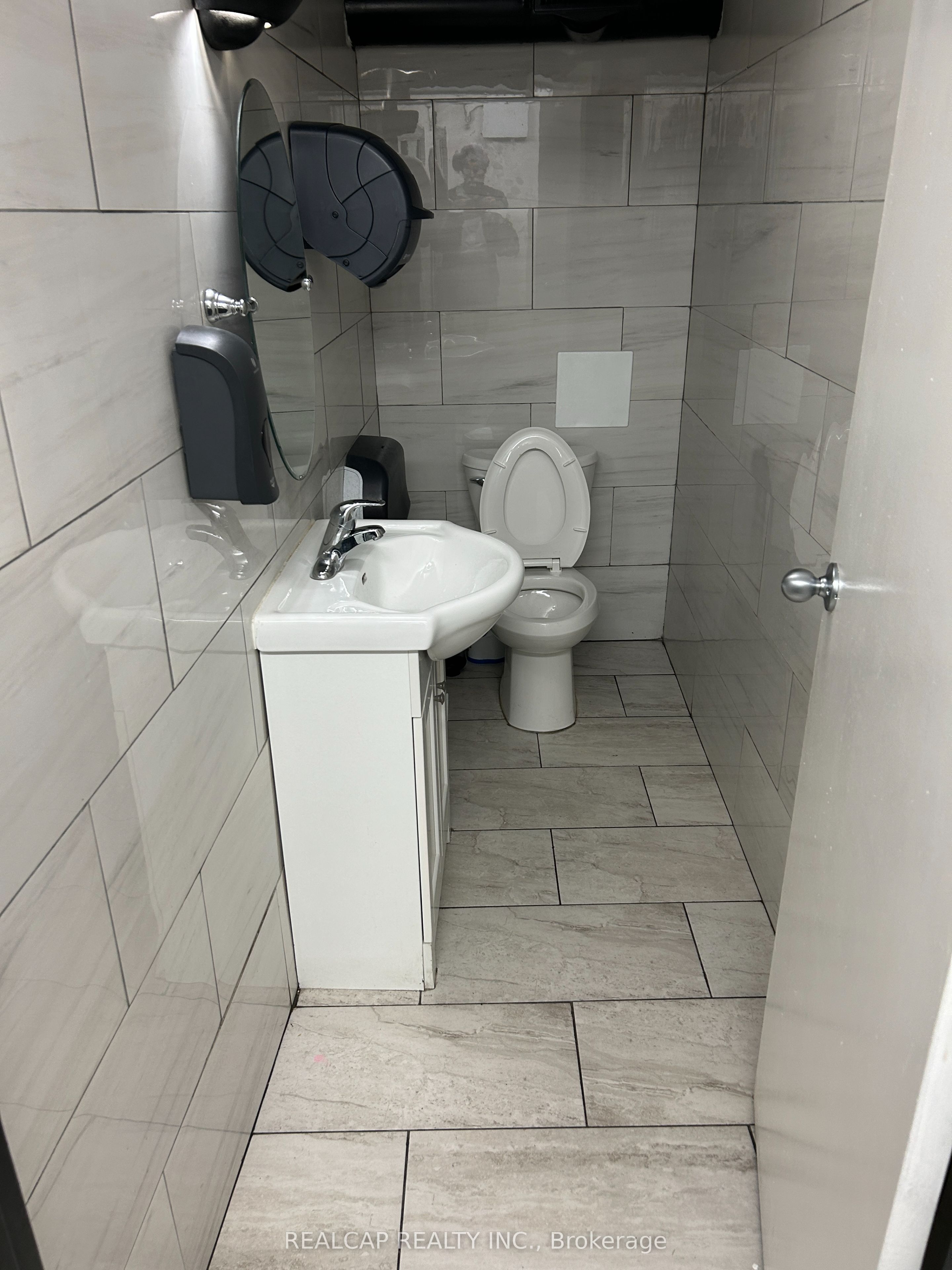 541 Danforth Avenue Property Photo 13