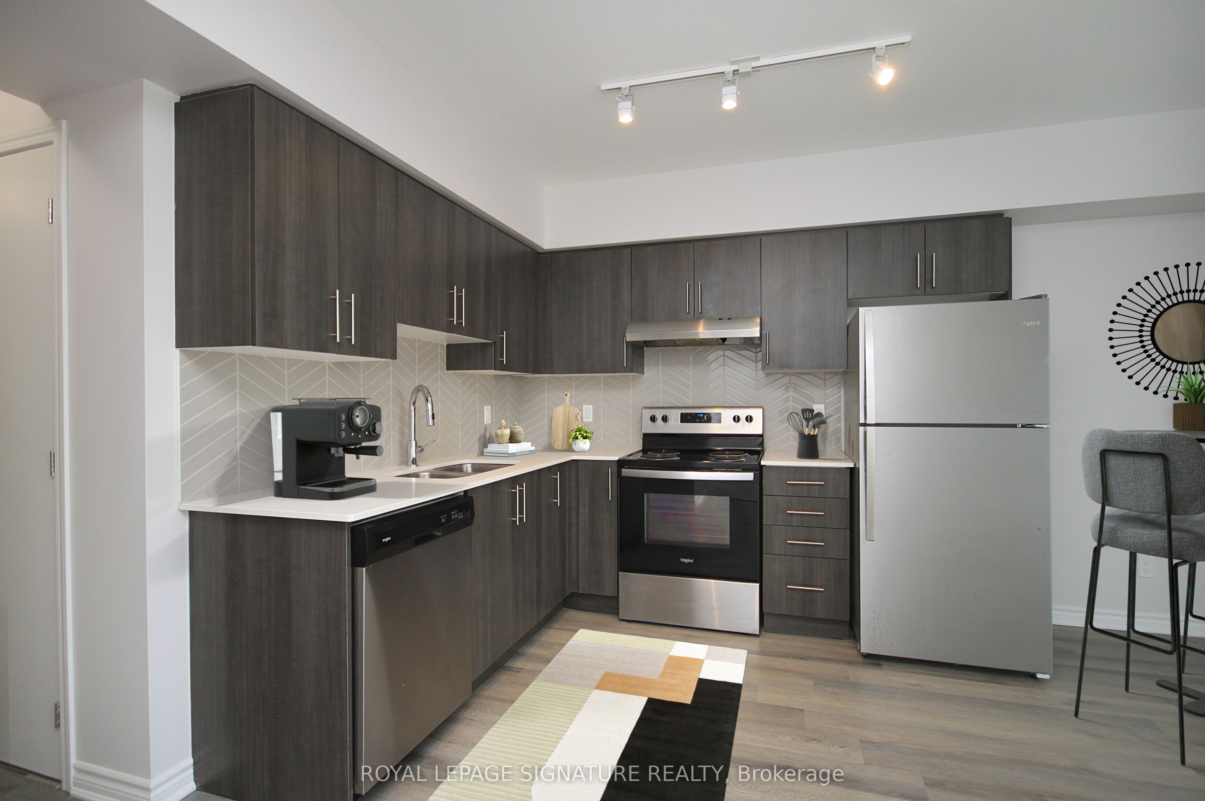 1 Falaise Road 212 Property Photo 3