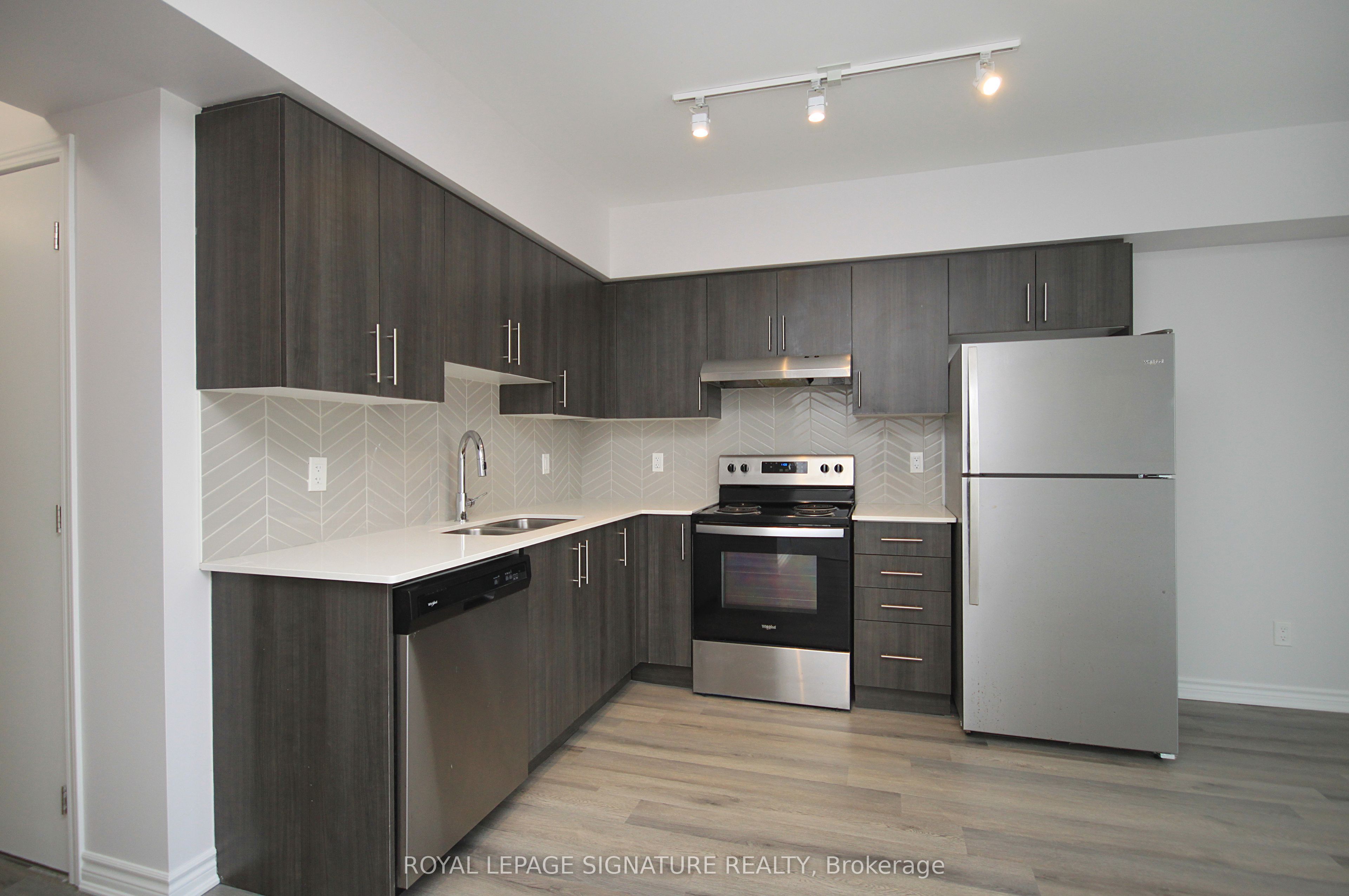 1 Falaise Road 212 Property Photo 4