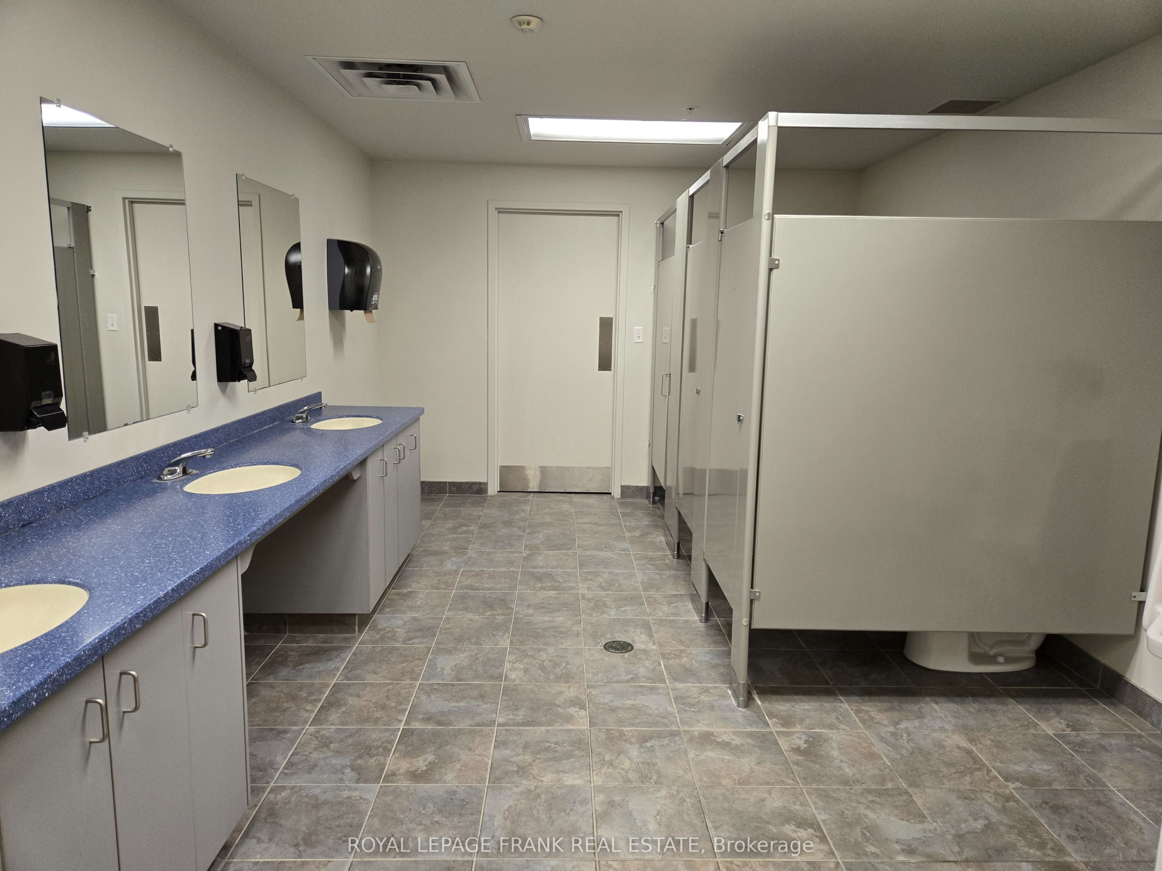 1100 Bennett Road 104-105 Property Photo 7