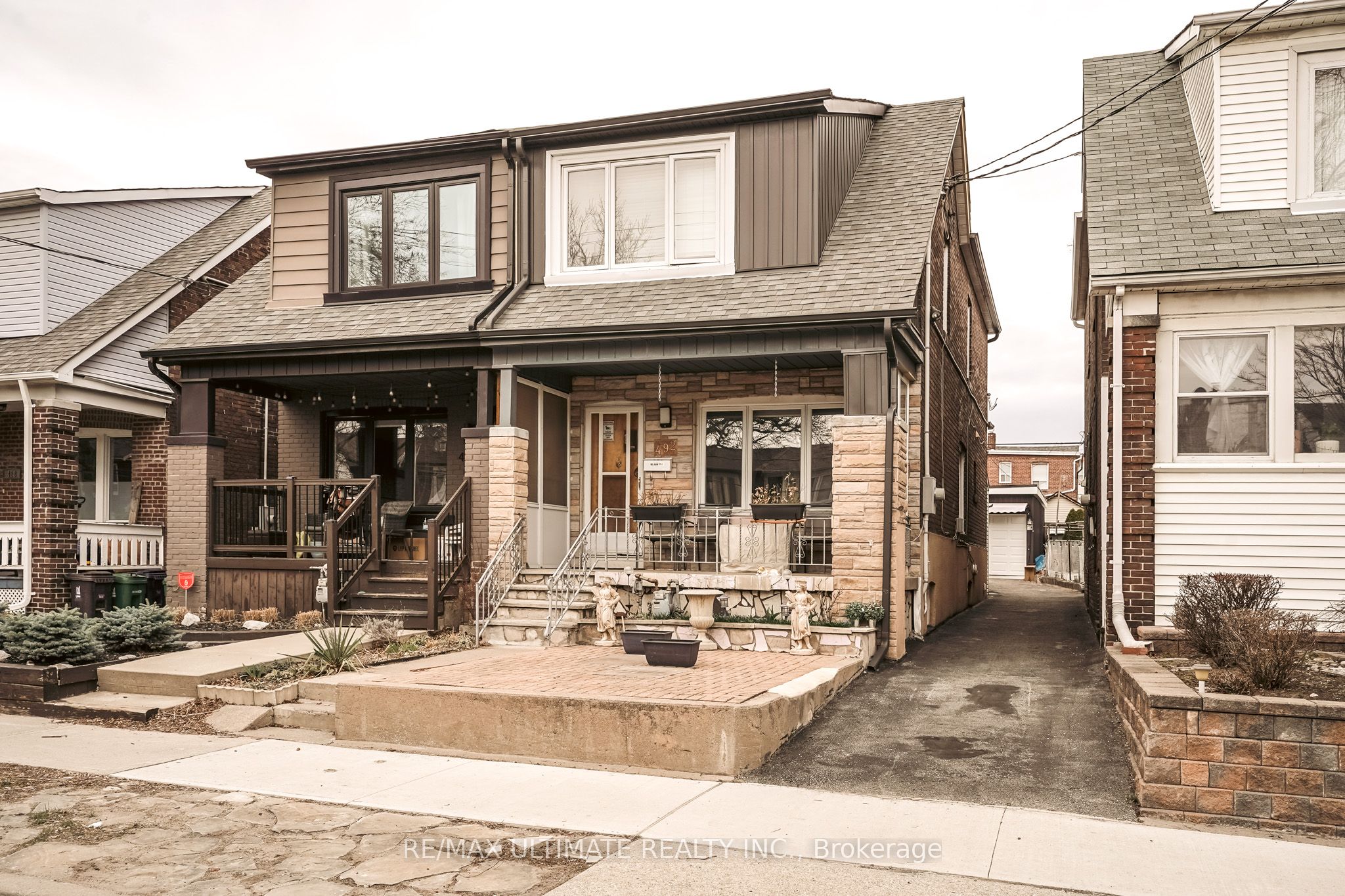 492 Strathmore Boulevard Property Photo 1