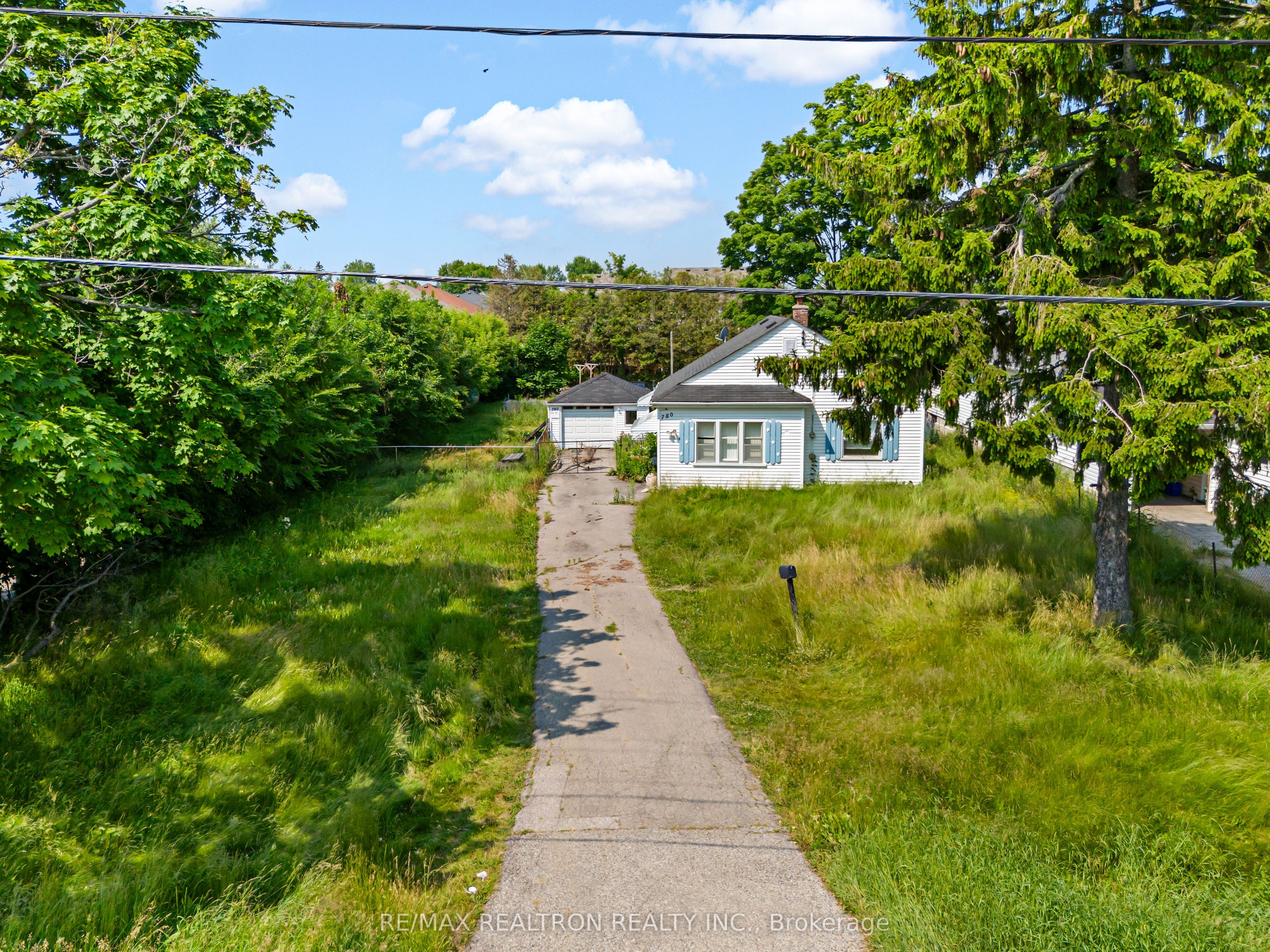 780 Liverpool Road Property Photo 1