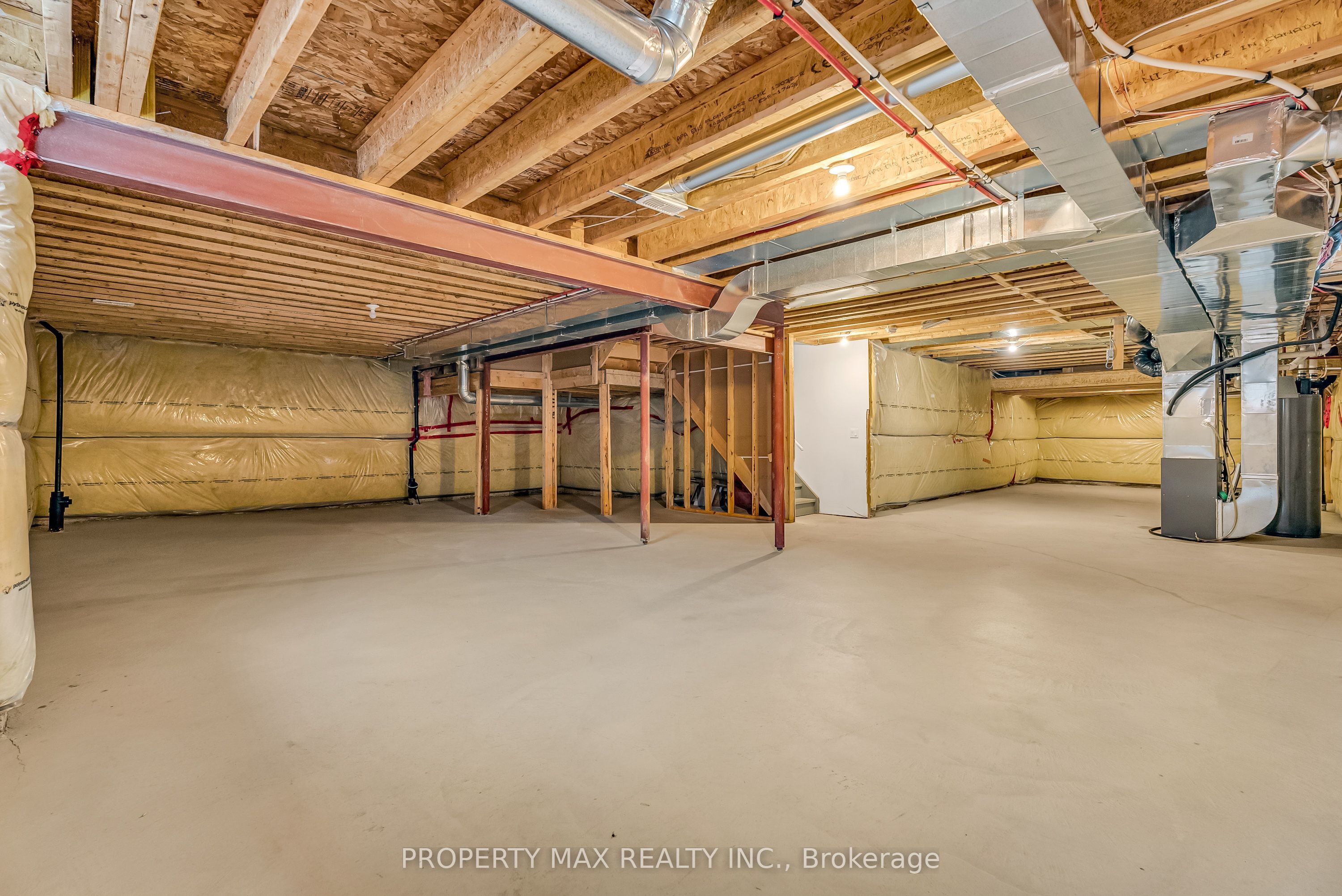 40 Britannia Avenue E Property Photo 48