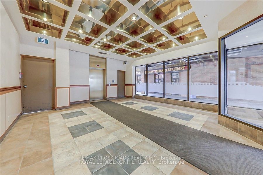 #302 - 5200 Finch Avenue Property Photo 3