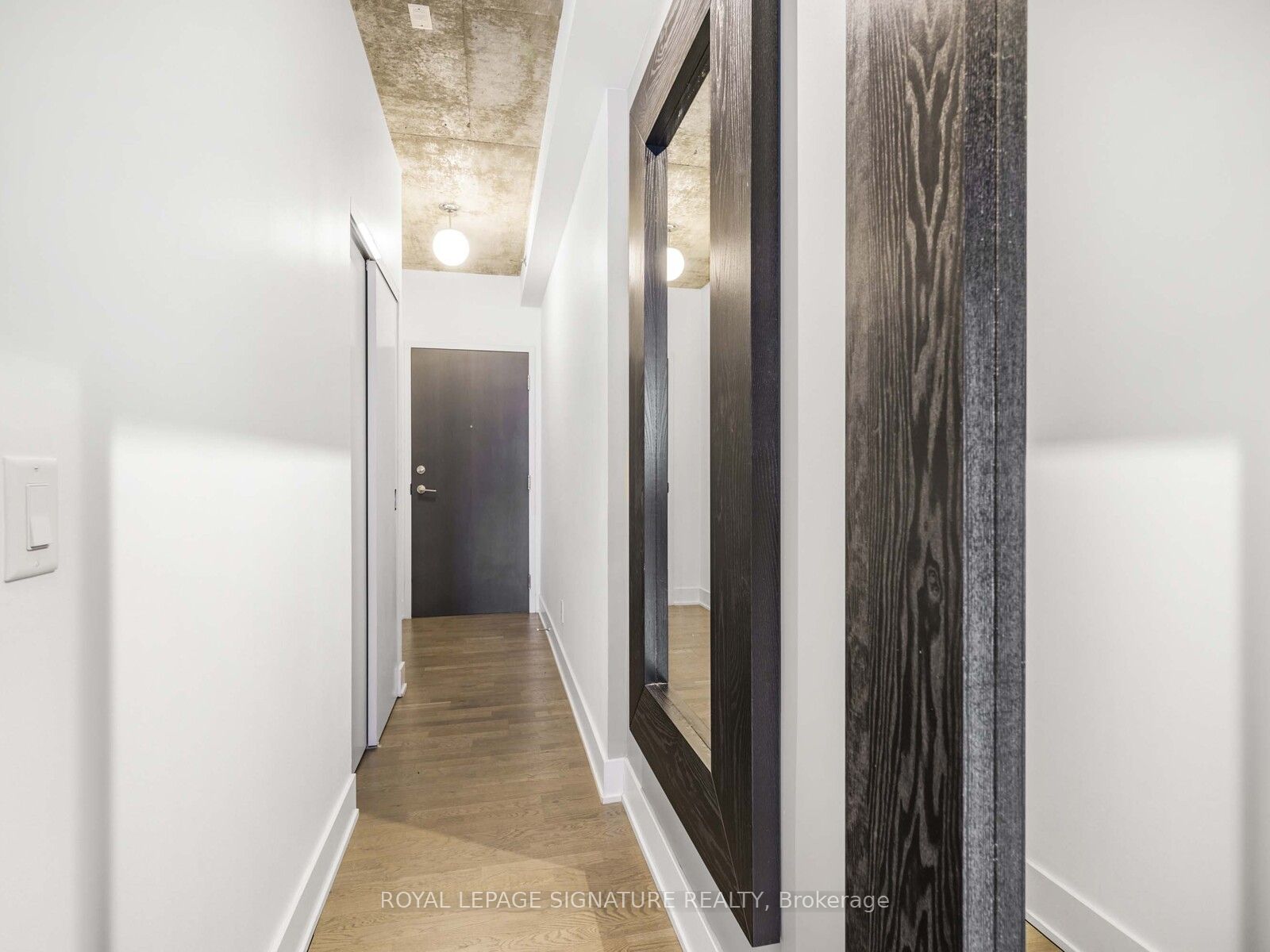 630 Queen Street E 217 Property Photo 8