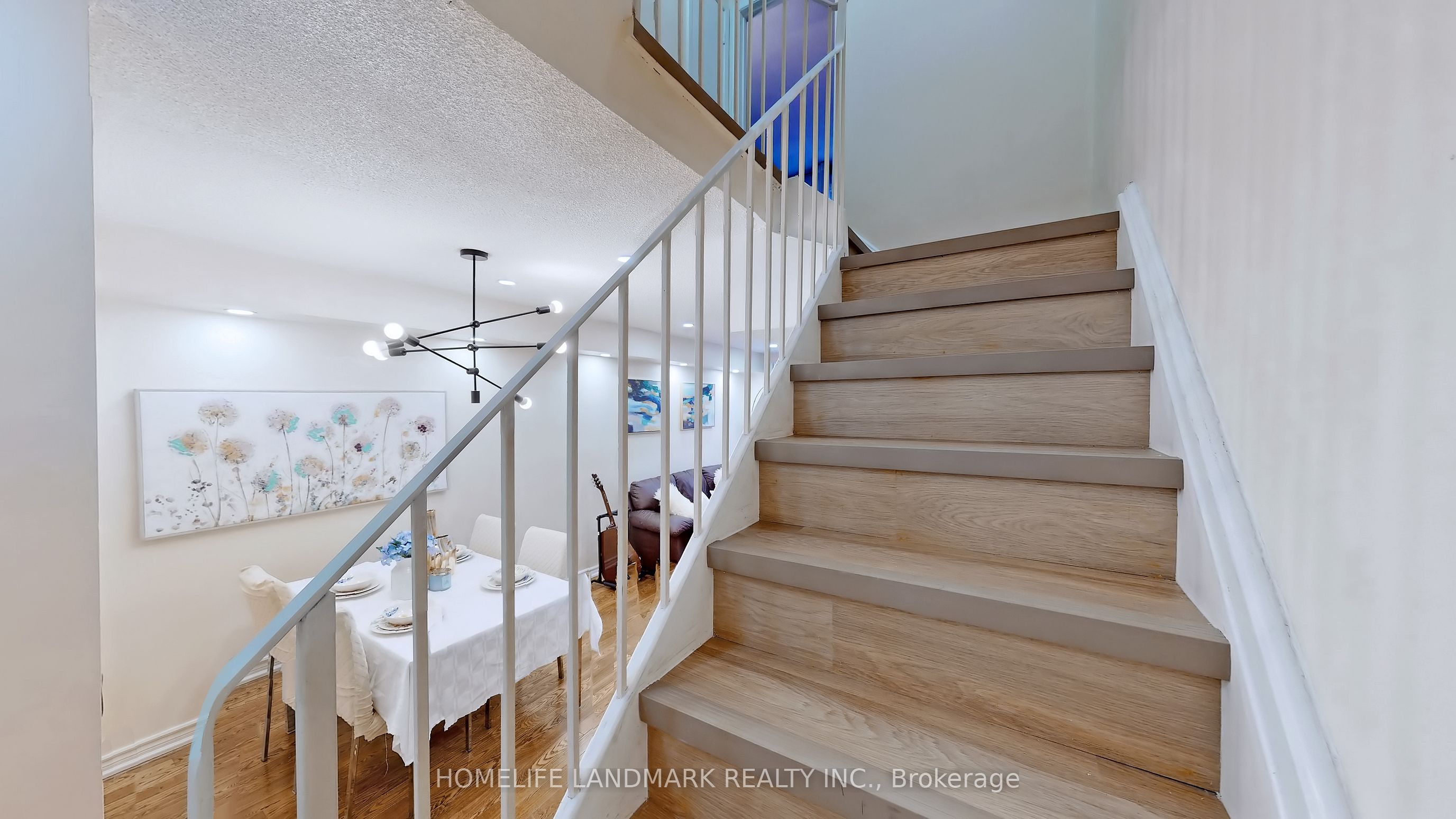 1209 Queen Street E 82 Property Photo 9