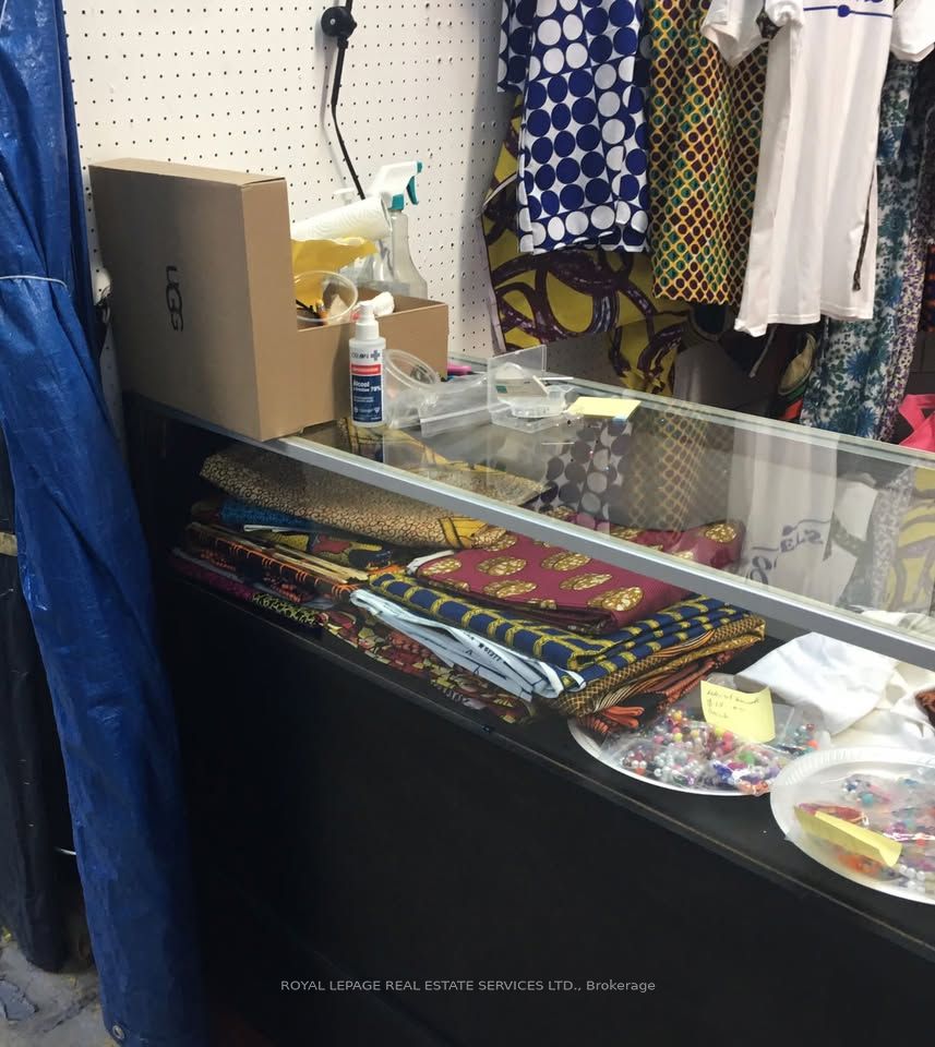 #store #68 - Aisle #7 - 1921 Eglinton Avenue Property Photo 7