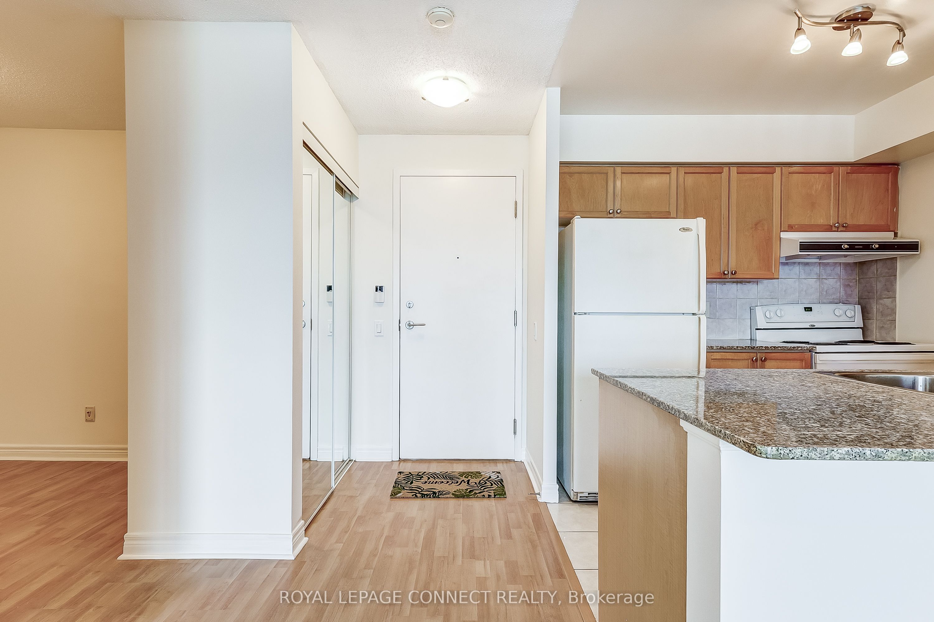 83 Borough Drive 514 Property Photo 6