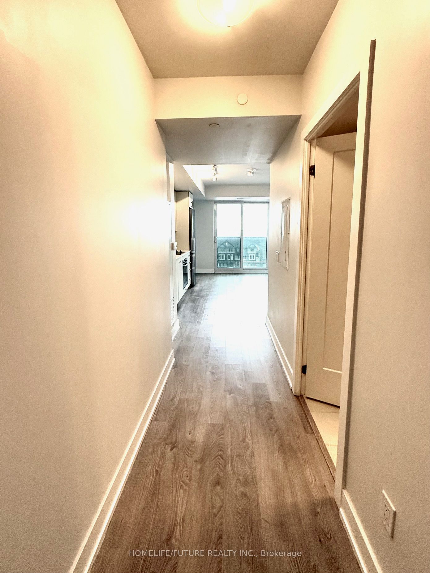 2550 Simcoe Street N 519 Property Photo 8