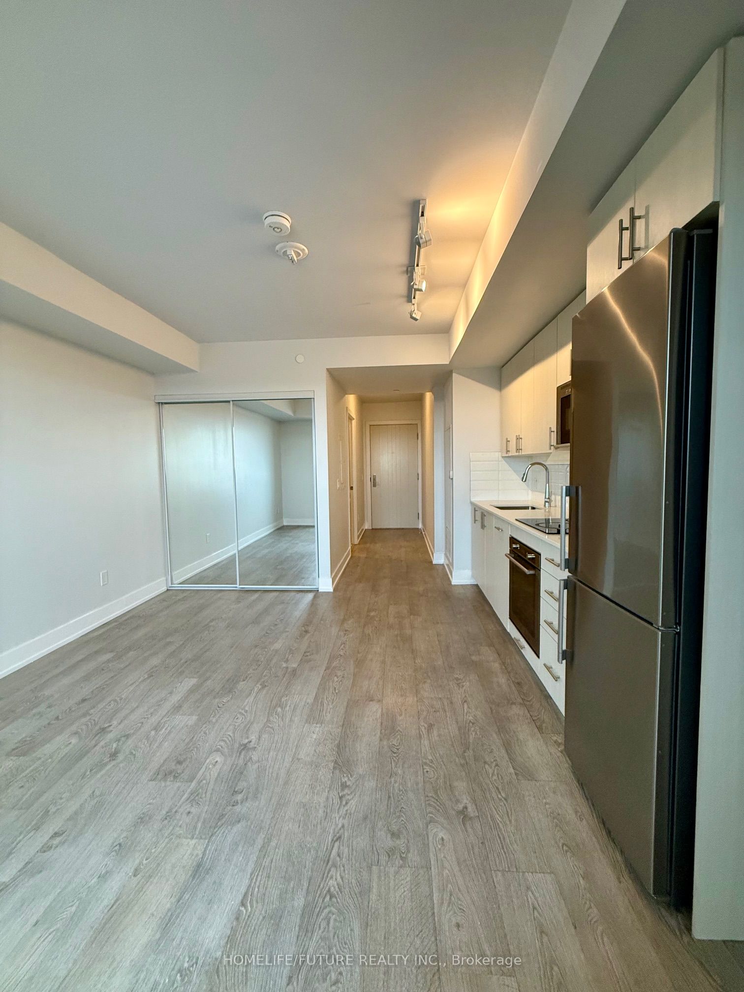 2550 Simcoe Street N 519 Property Photo 19