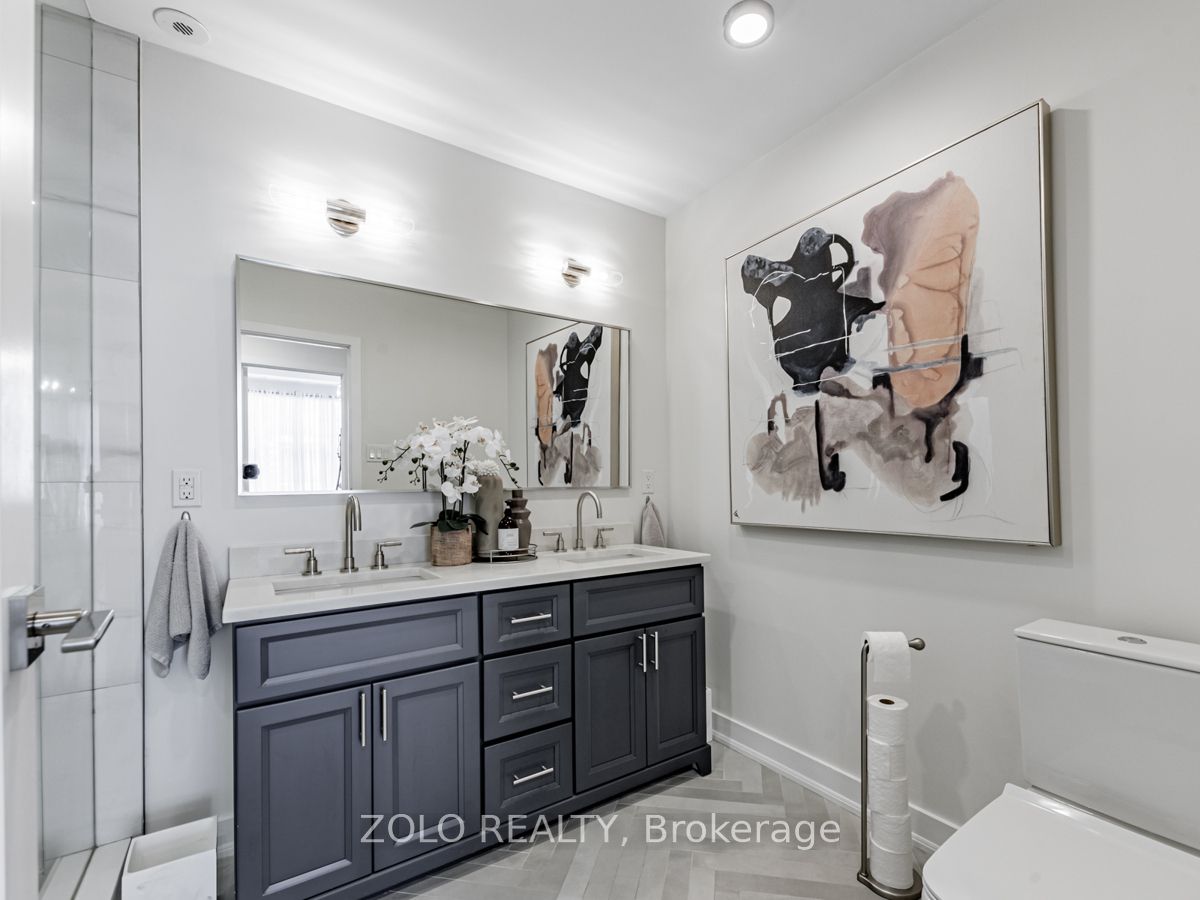 1842 Queen Street E 304 Property Photo 17