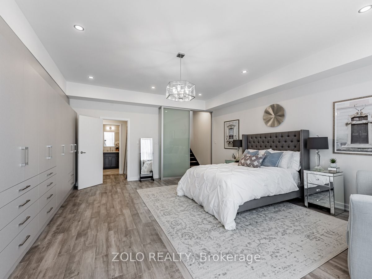 1842 Queen Street E 304 Property Photo 21