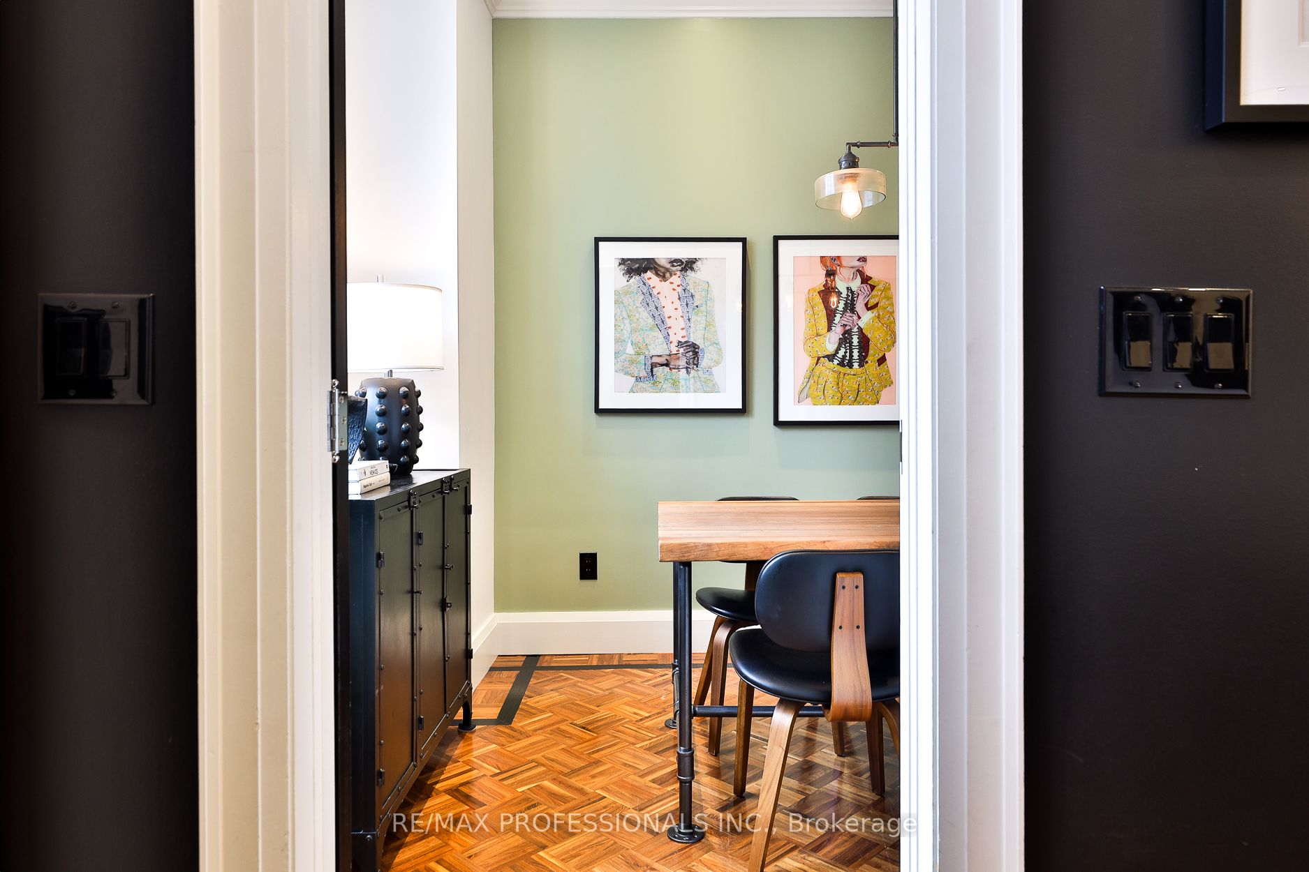 120 Morse Street Property Photo 3