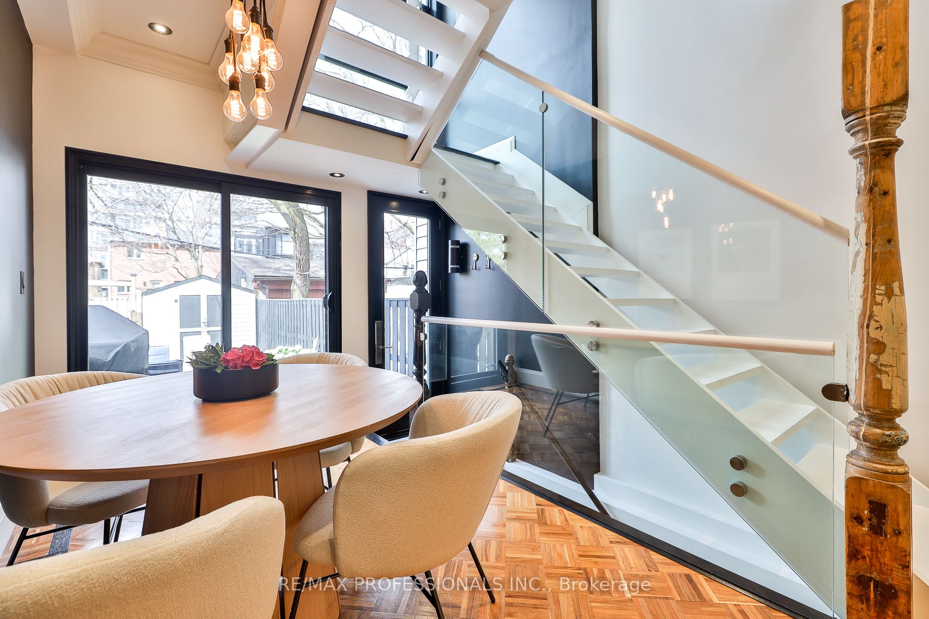 120 Morse Street Property Photo 12