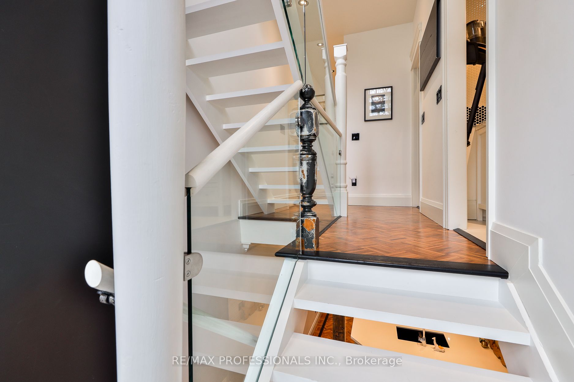 120 Morse Street Property Photo 13