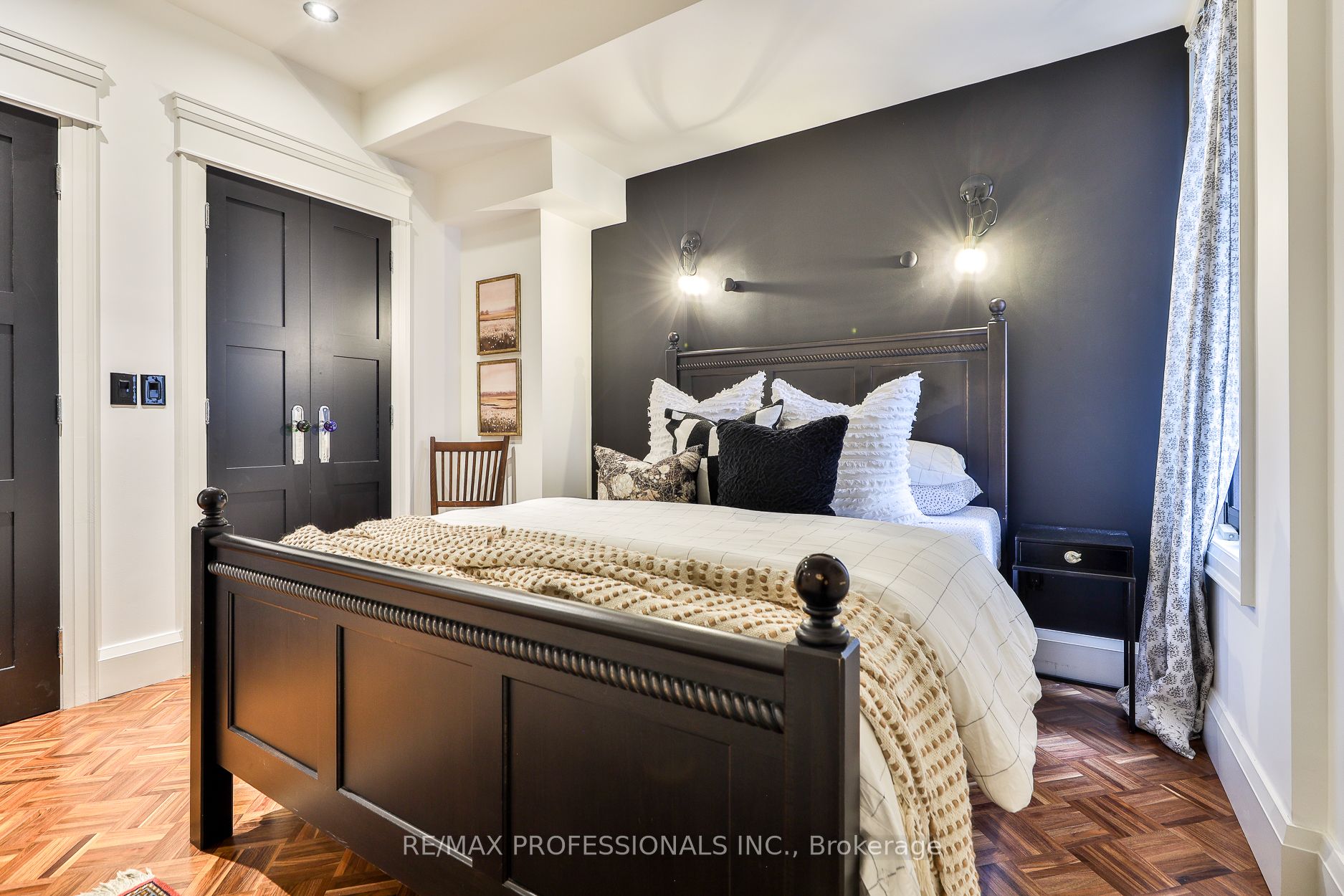 120 Morse Street Property Photo 15