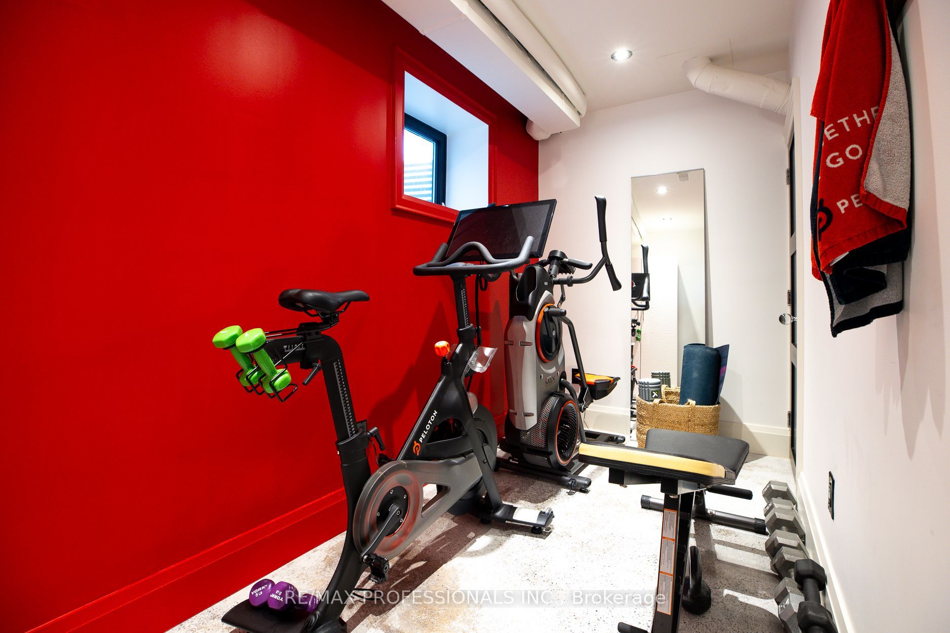 120 Morse Street Property Photo 35