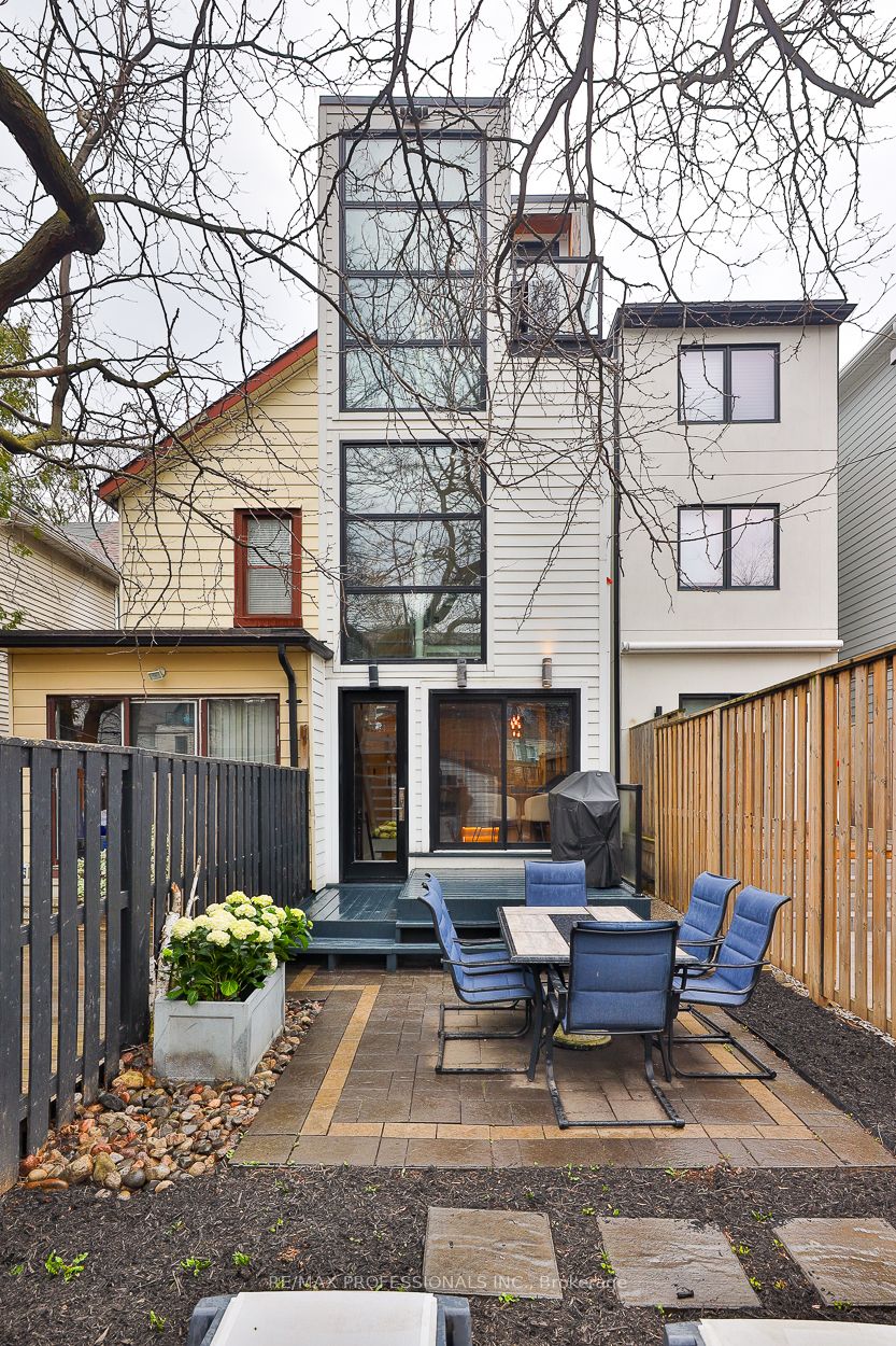 120 Morse Street Property Photo 38