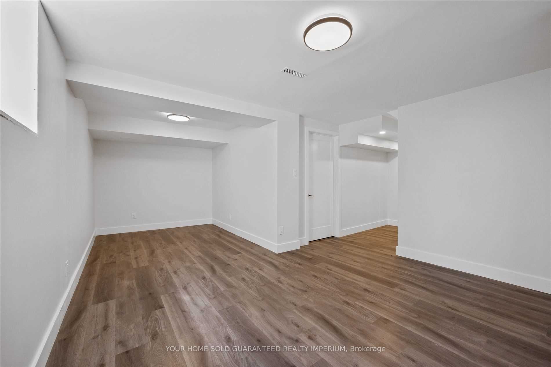 582 Brasswinds Trail Property Photo 16