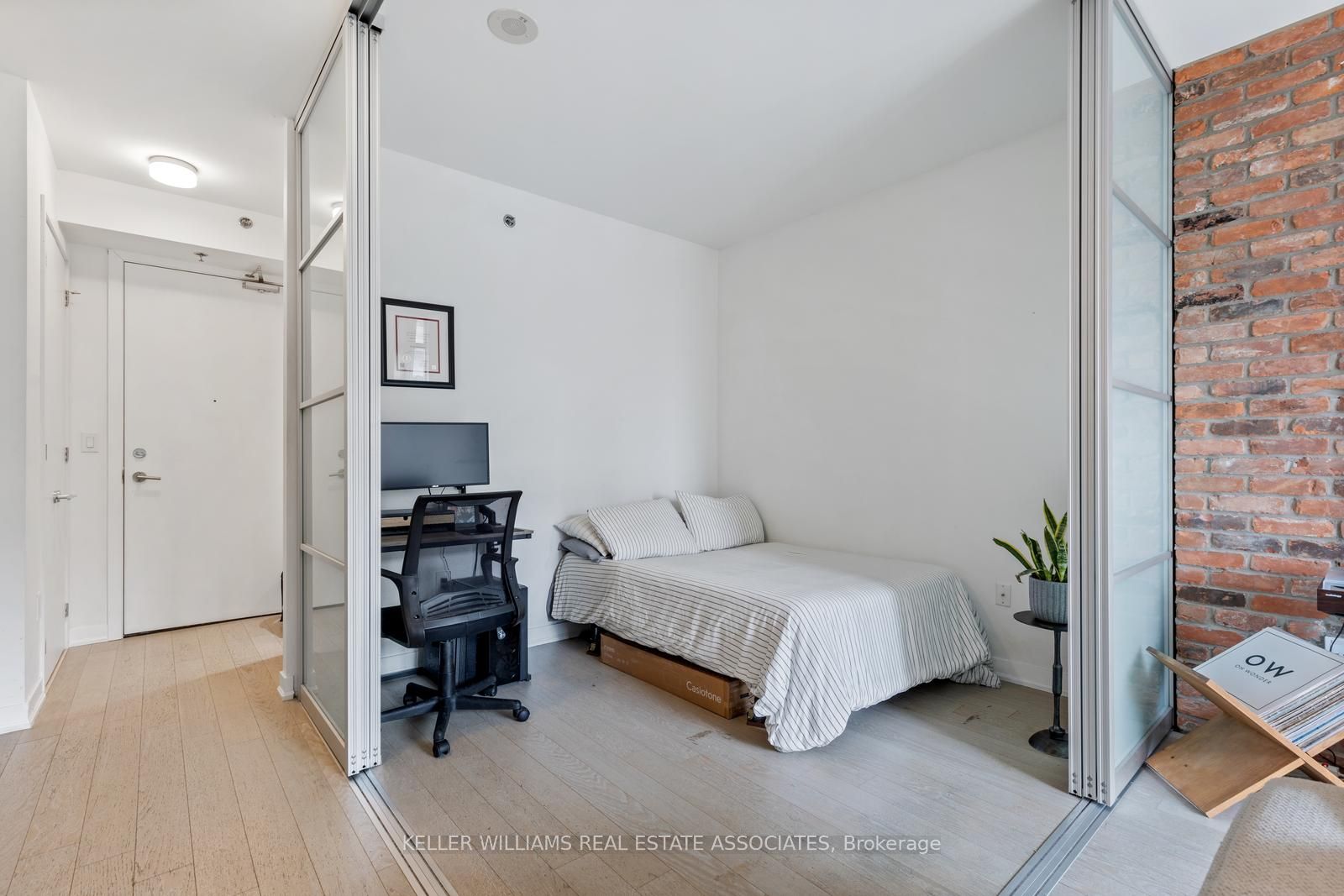 88 Colgate Avenue W 511 Property Photo 11