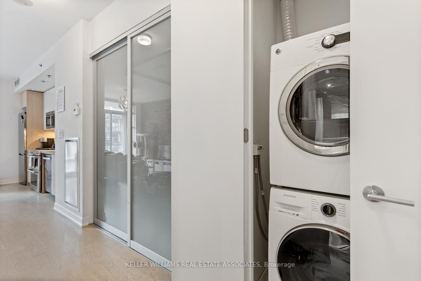 88 Colgate Avenue W 511 Property Photo 14