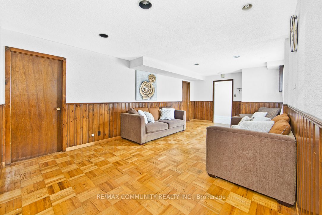 17 Tineta Crescent Property Photo 4