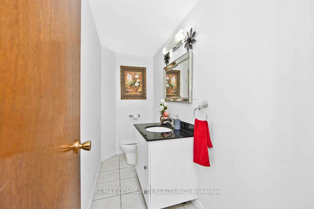 17 Tineta Crescent Property Photo 7