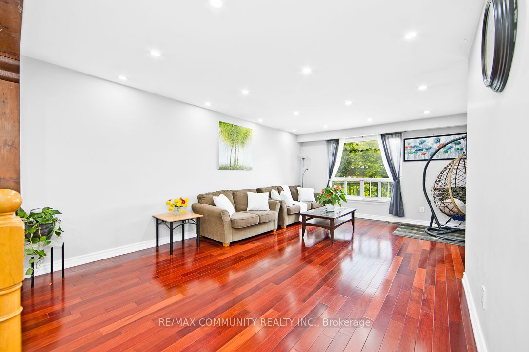 17 Tineta Crescent Property Photo 8