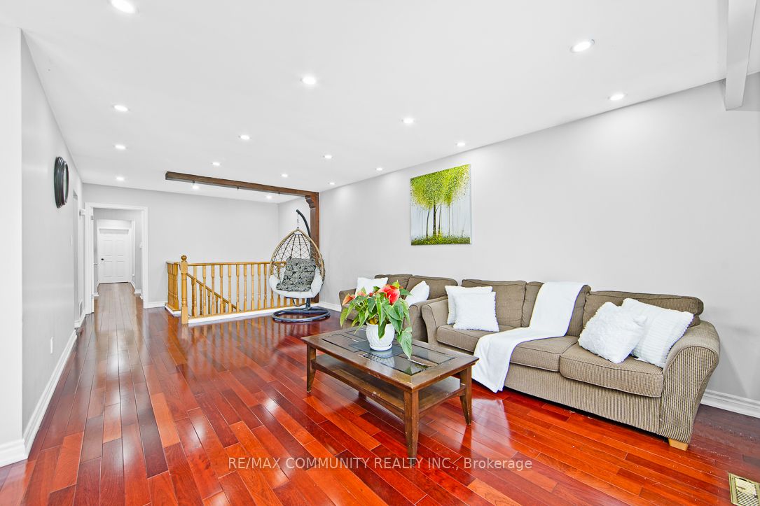 17 Tineta Crescent Property Photo 10
