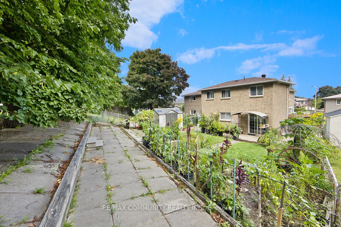 17 Tineta Crescent Property Photo 21
