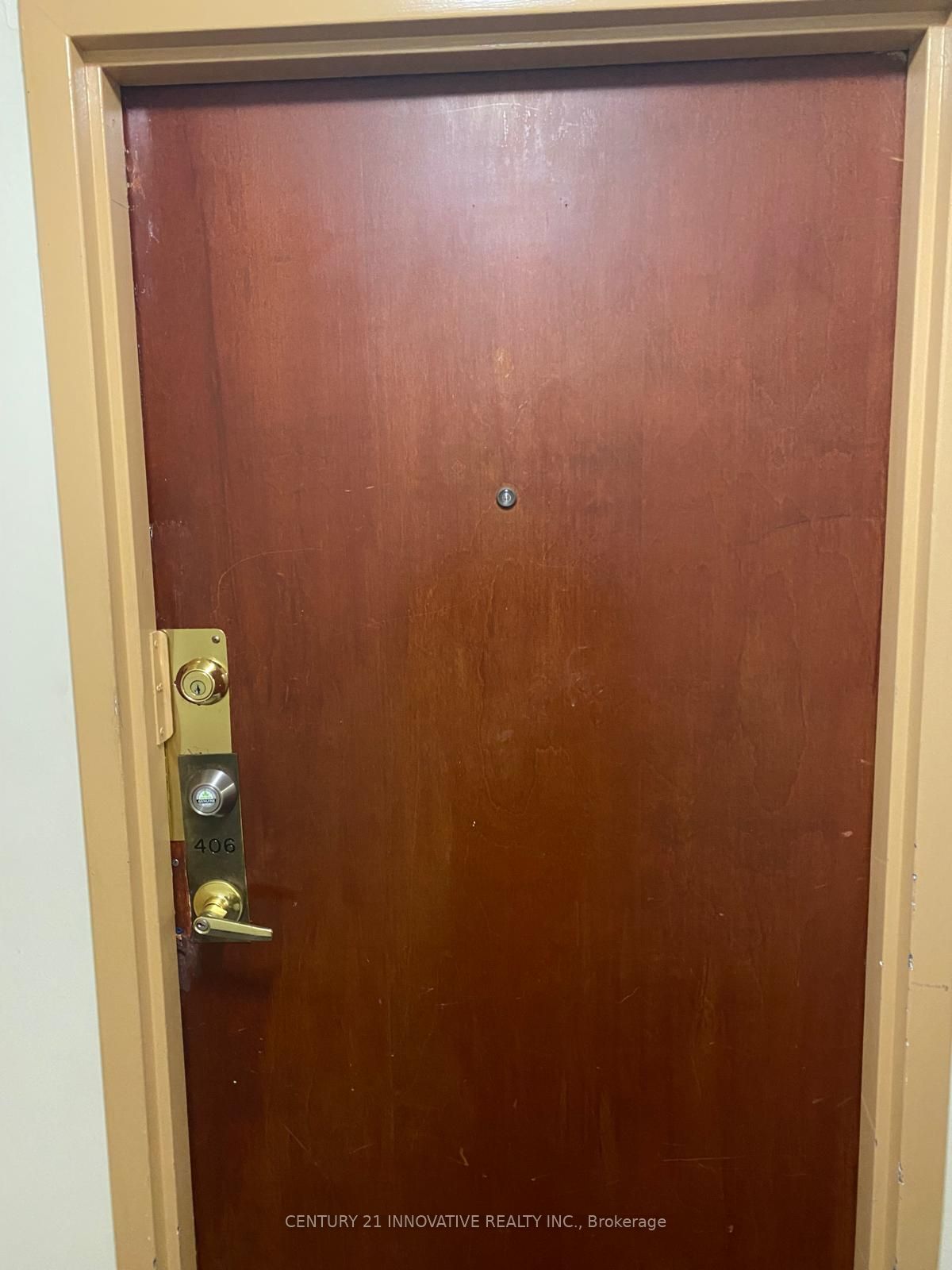 10 Tapscott Road 406 Property Photo 8