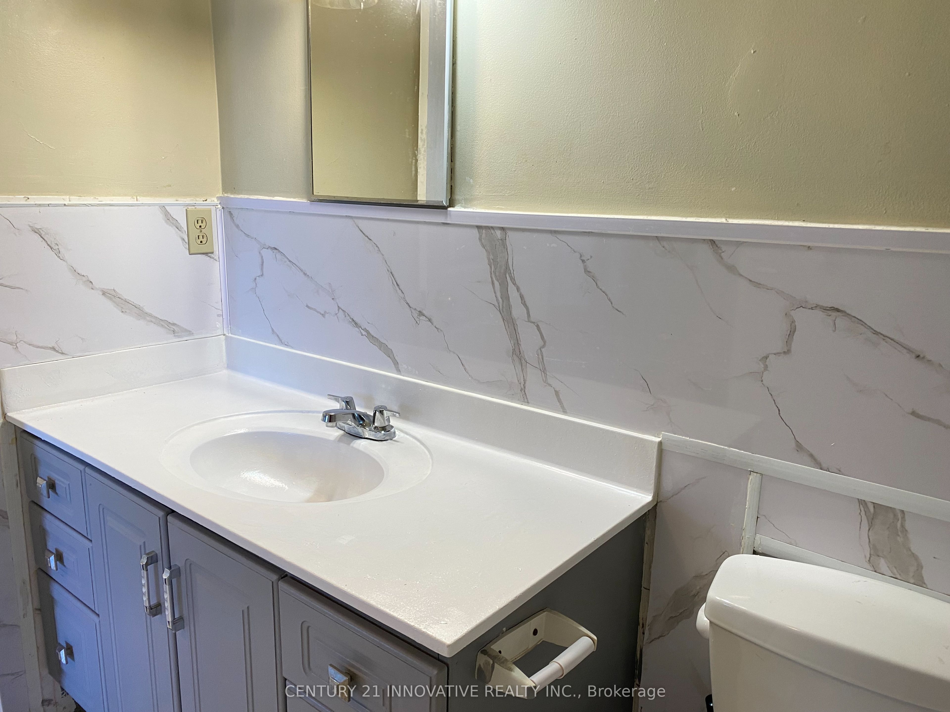 10 Tapscott Road 406 Property Photo 25