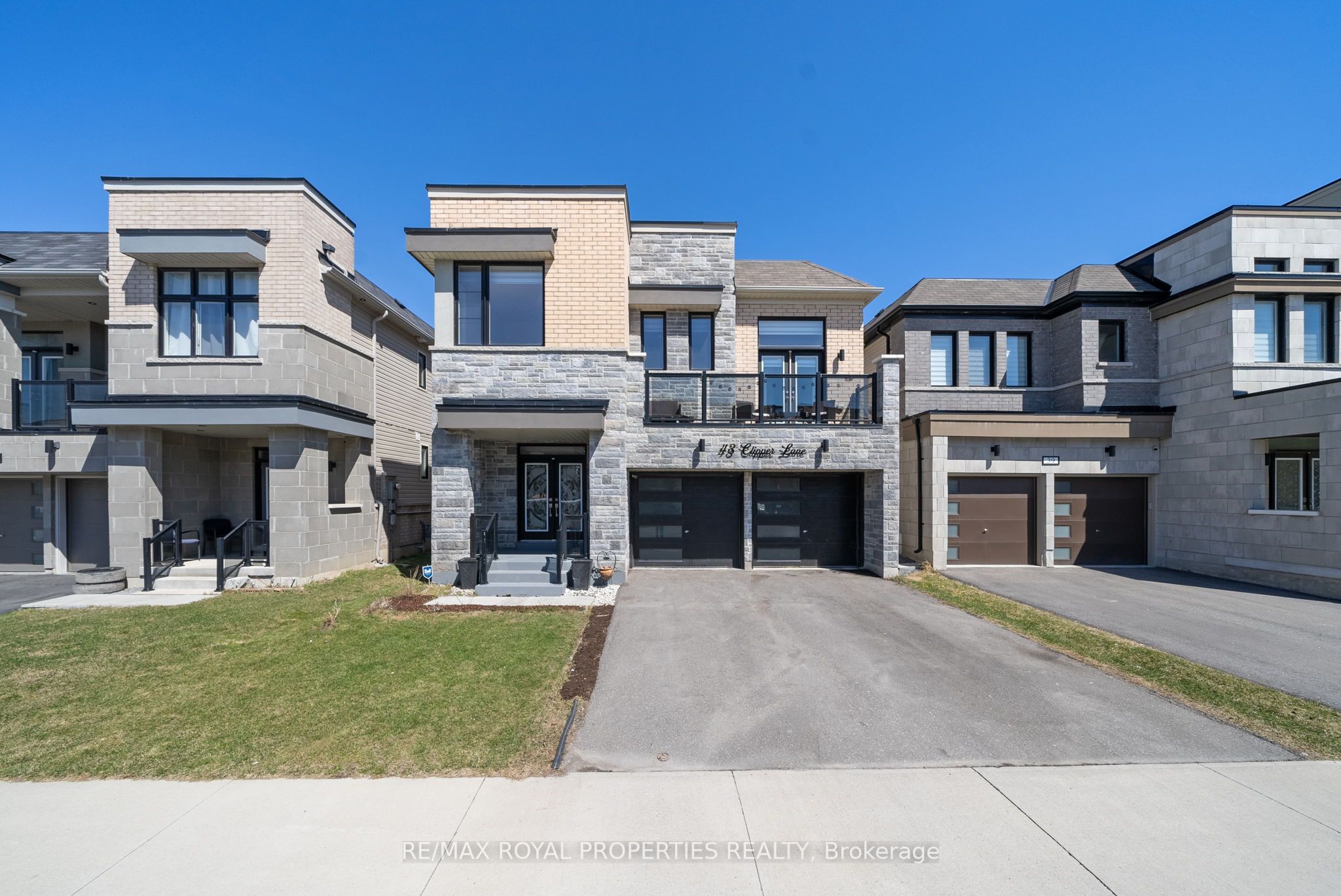 43 Clipper Lane Property Photo 1
