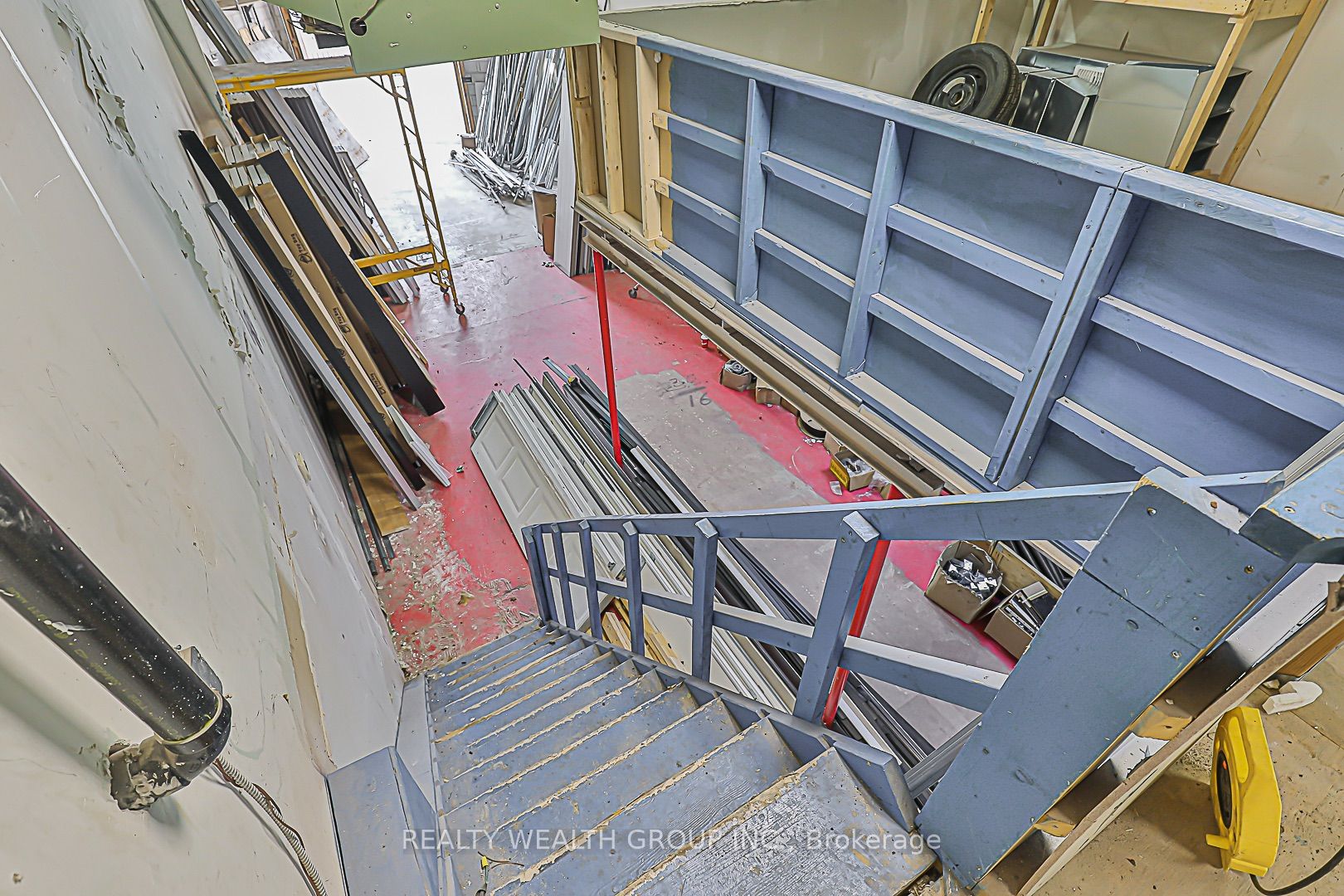 #b26 - 2370 Midland Avenue Property Photo 22
