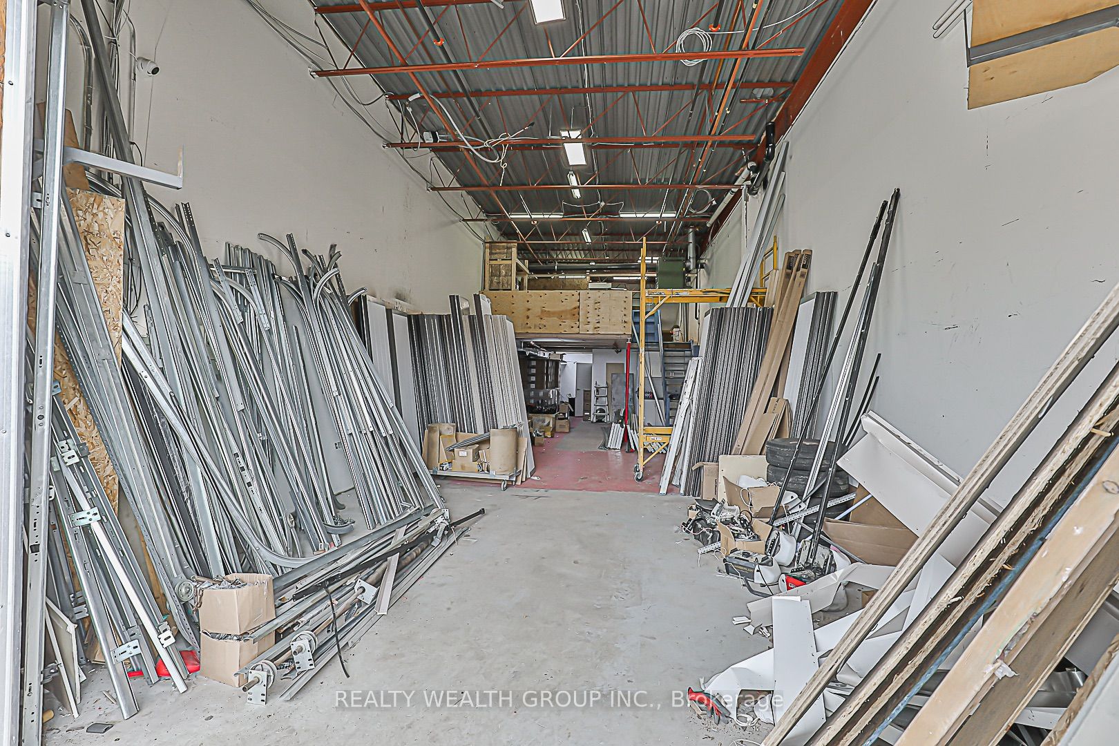 #b26 - 2370 Midland Avenue Property Photo 26