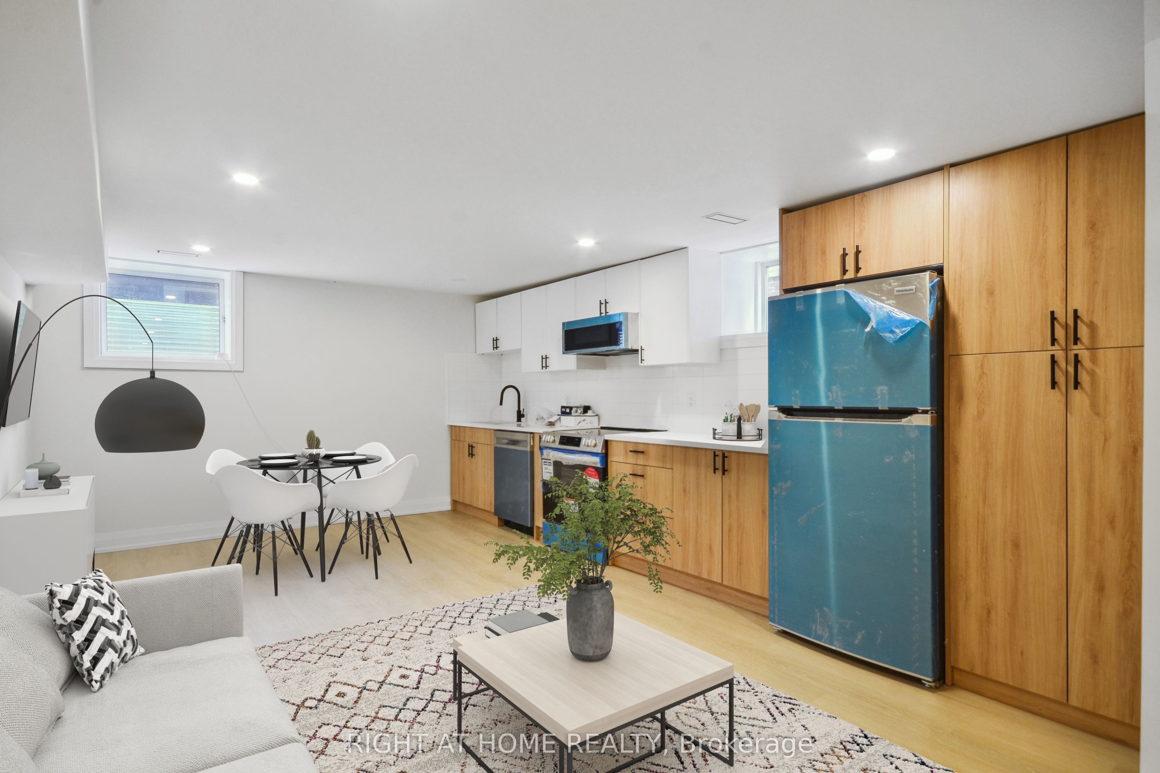 131 Kenilworth Avenue Lower Property Photo 2