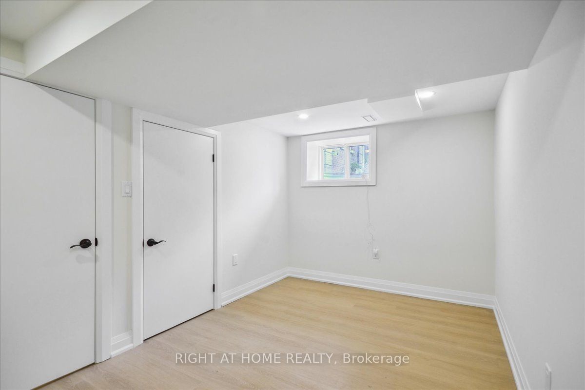 131 Kenilworth Avenue Lower Property Photo 10